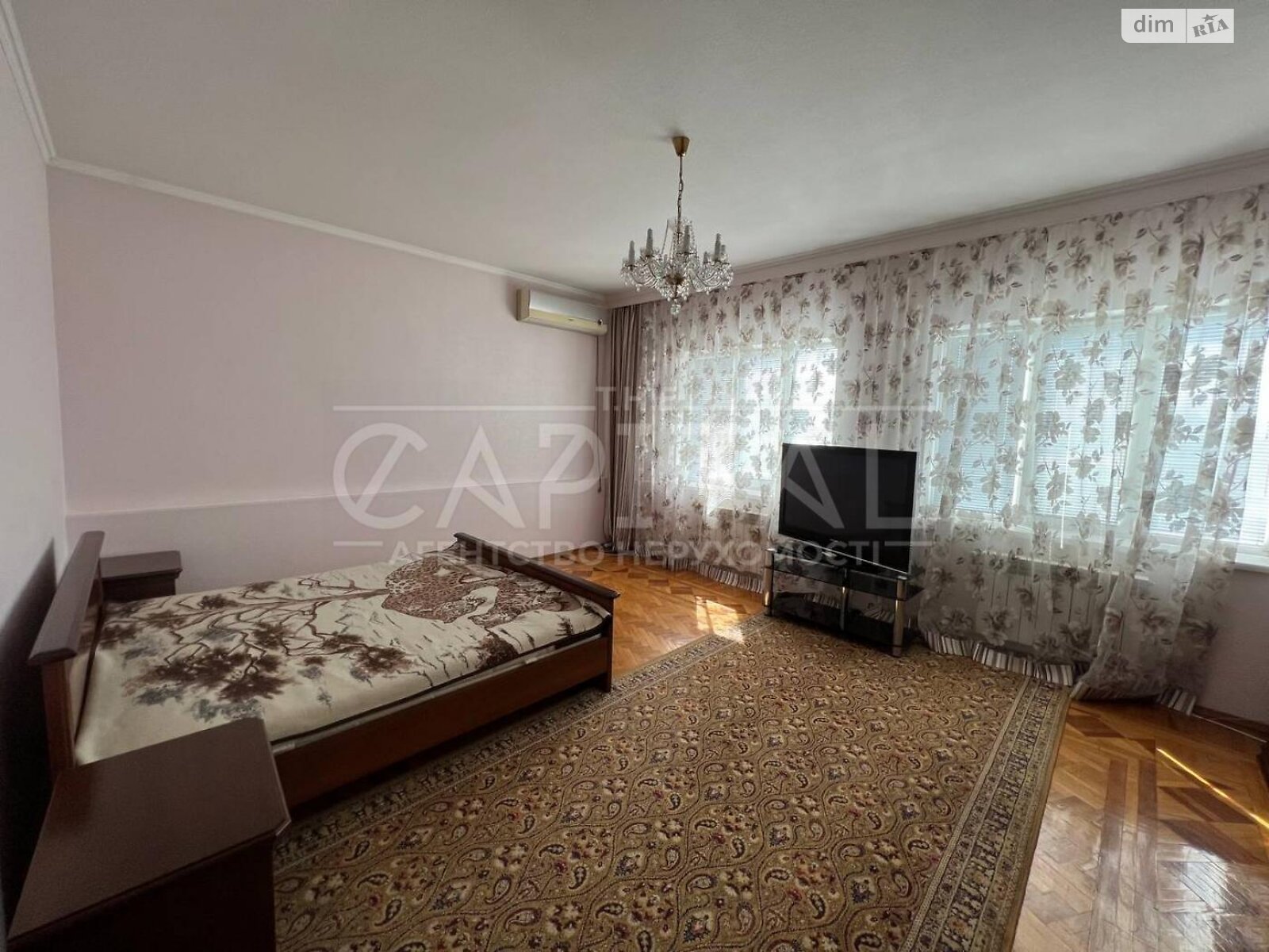 трехэтажный дом, 296.8 кв. м, кирпич. Продажа в Броварах район Бровары фото 1