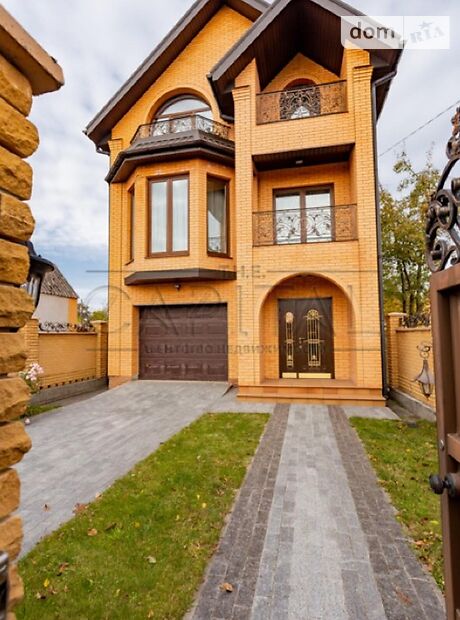 триповерховий будинок з садом, 270 кв. м, цегла. Продаж в Броварах, район Бровари фото 1 триповерховий будинок з садом, 270 кв. м, цегла. Продаж в Броварах, район Бровари фото 1