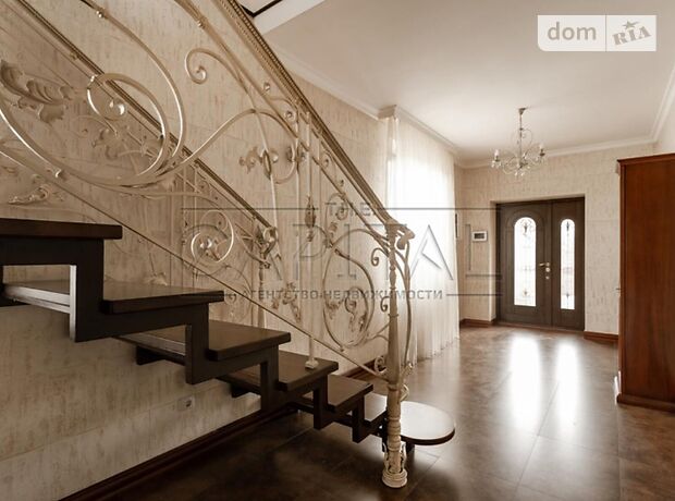 триповерховий будинок з садом, 270 кв. м, цегла. Продаж в Броварах, район Бровари фото 1 триповерховий будинок з садом, 270 кв. м, цегла. Продаж в Броварах, район Бровари фото 1