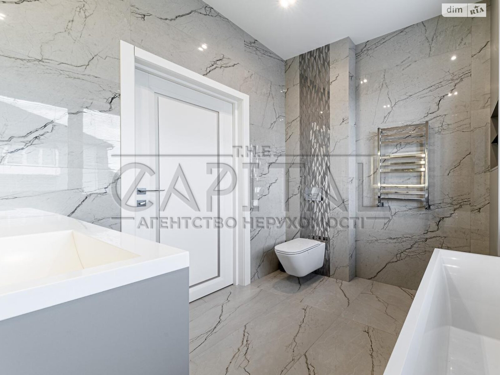 двухэтажный дом с верандой, 211.6 кв. м, кирпич. Продажа в Броварах фото 1 двухэтажный дом с верандой, 211.6 кв. м, кирпич. Продажа в Броварах фото 1