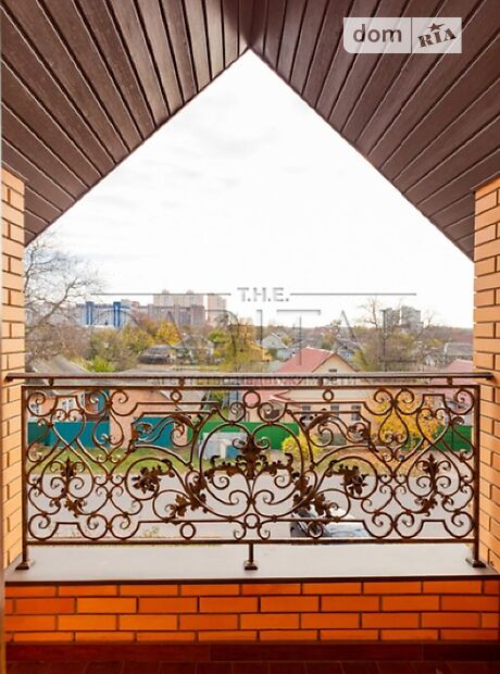 триповерховий будинок з ремонтом, 270 кв. м, цегла. Продаж в Броварах, район Масив фото 1 триповерховий будинок з ремонтом, 270 кв. м, цегла. Продаж в Броварах, район Масив фото 1