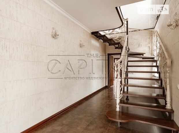 триповерховий будинок з ремонтом, 270 кв. м, цегла. Продаж в Броварах, район Масив фото 1 триповерховий будинок з ремонтом, 270 кв. м, цегла. Продаж в Броварах, район Масив фото 1