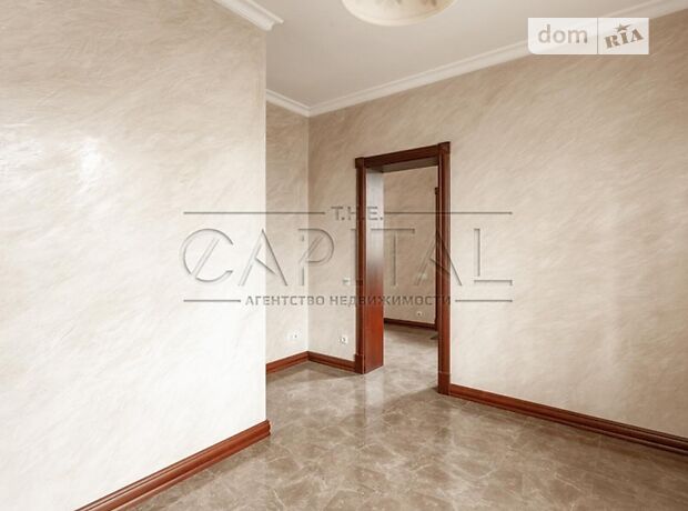 триповерховий будинок з ремонтом, 270 кв. м, цегла. Продаж в Броварах, район Масив фото 1 триповерховий будинок з ремонтом, 270 кв. м, цегла. Продаж в Броварах, район Масив фото 1