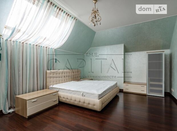 триповерховий будинок з ремонтом, 270 кв. м, цегла. Продаж в Броварах, район Масив фото 1 триповерховий будинок з ремонтом, 270 кв. м, цегла. Продаж в Броварах, район Масив фото 1