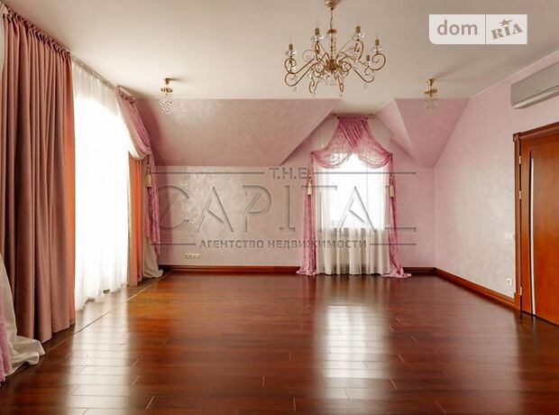 триповерховий будинок з ремонтом, 270 кв. м, цегла. Продаж в Броварах, район Масив фото 1 триповерховий будинок з ремонтом, 270 кв. м, цегла. Продаж в Броварах, район Масив фото 1