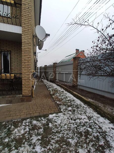 триповерховий будинок, 271 кв. м, цегла. Продаж в Броварах, район Масив фото 1 триповерховий будинок, 271 кв. м, цегла. Продаж в Броварах, район Масив фото 1