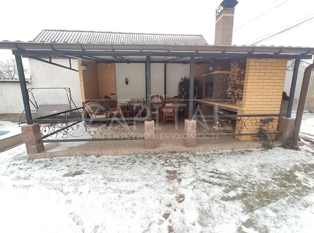 триповерховий будинок, 271 кв. м, цегла. Продаж в Броварах, район Масив фото 1 триповерховий будинок, 271 кв. м, цегла. Продаж в Броварах, район Масив фото 1