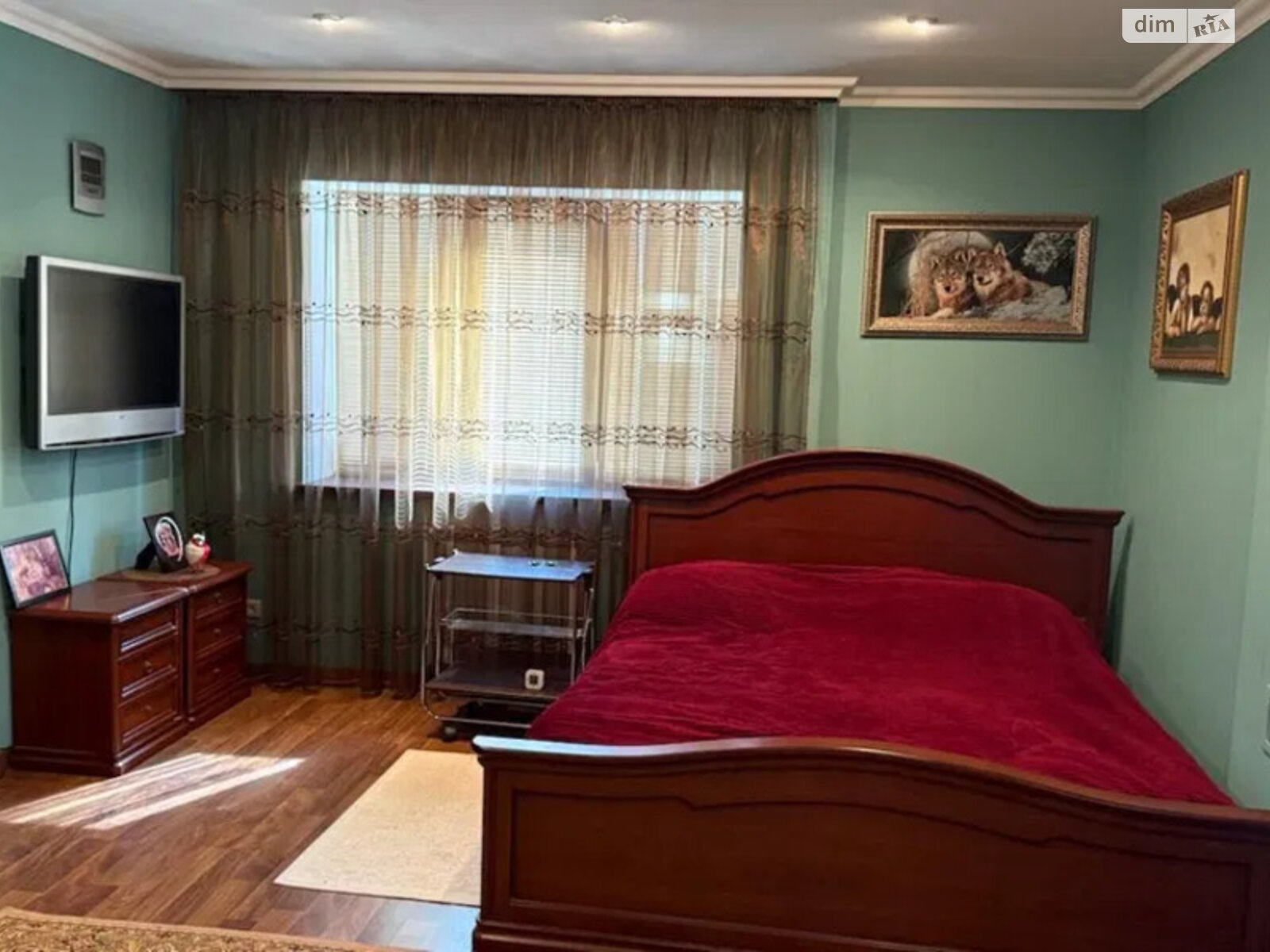 трехэтажный дом с гаражом, 390 кв. м, кирпич. Продажа в Броварах фото 1