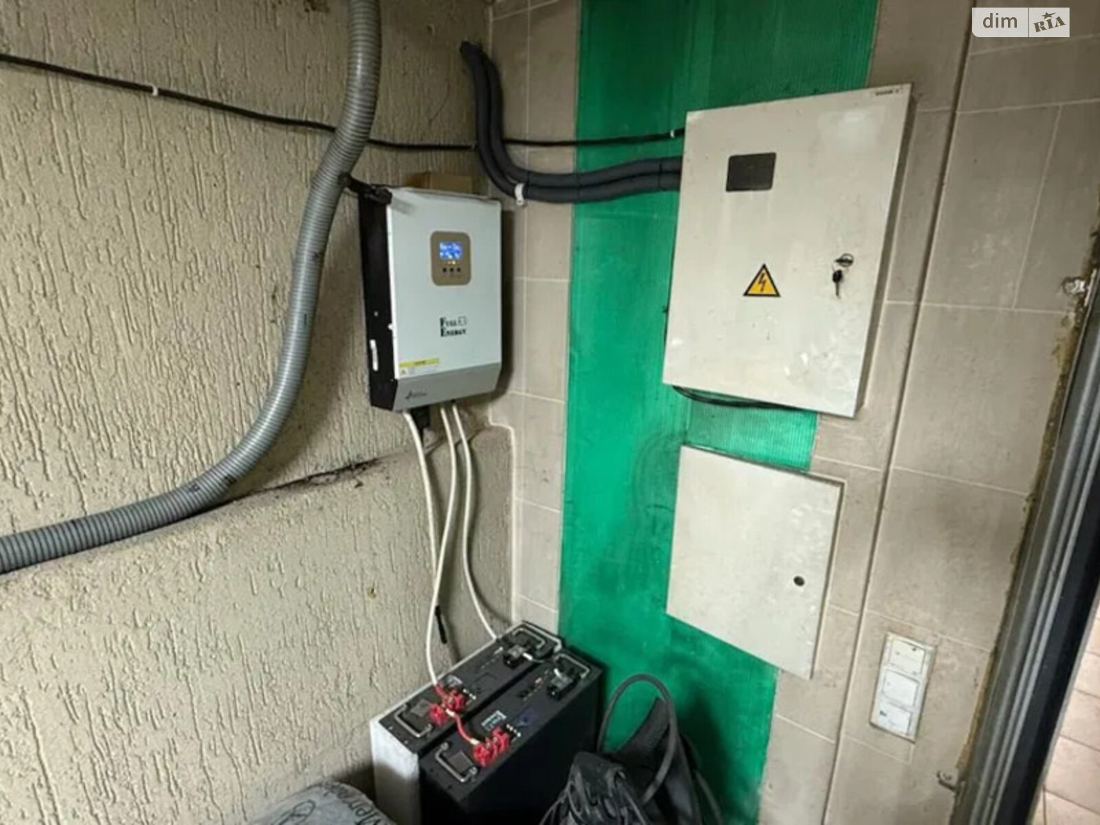 трехэтажный дом с гаражом, 390 кв. м, кирпич. Продажа в Броварах фото 1