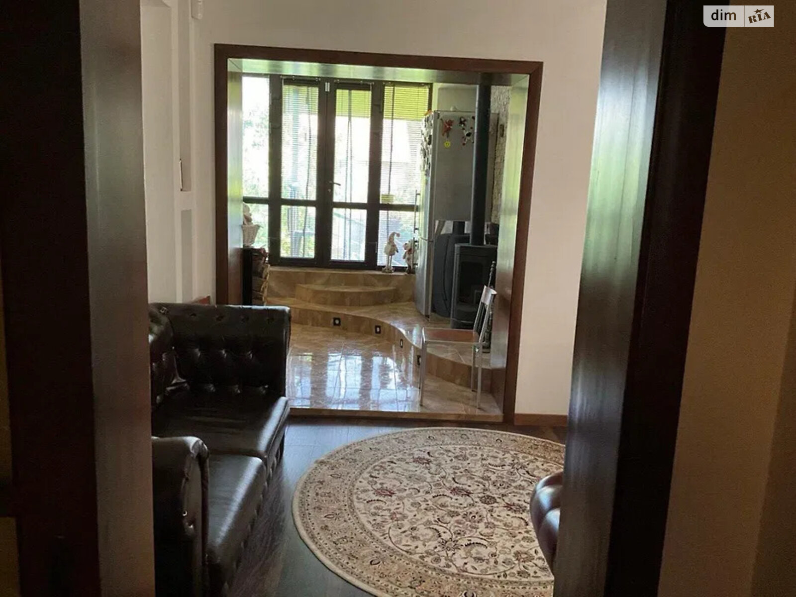 трехэтажный дом с гаражом, 390 кв. м, кирпич. Продажа в Броварах фото 1