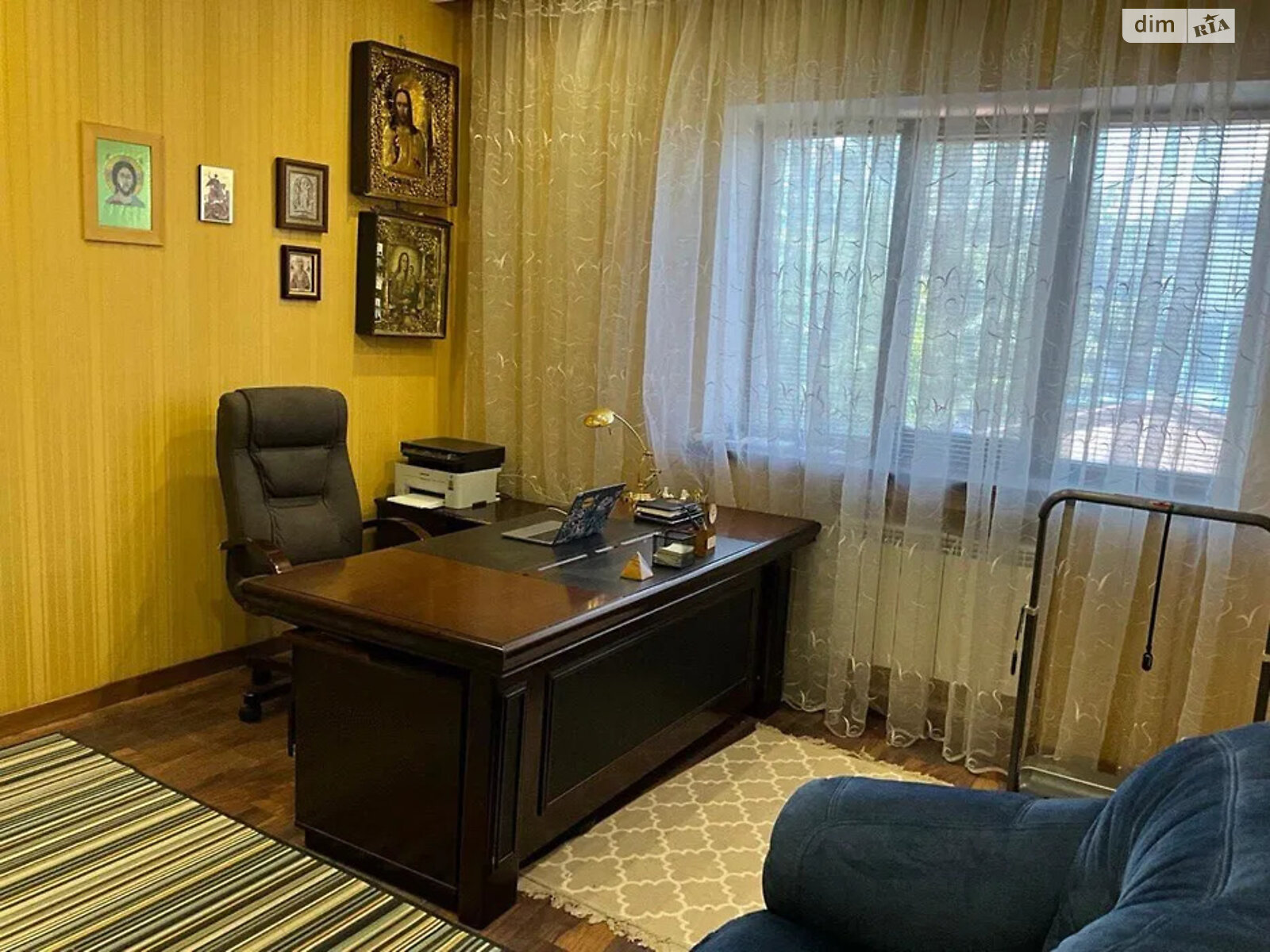 трехэтажный дом с гаражом, 390 кв. м, кирпич. Продажа в Броварах фото 1