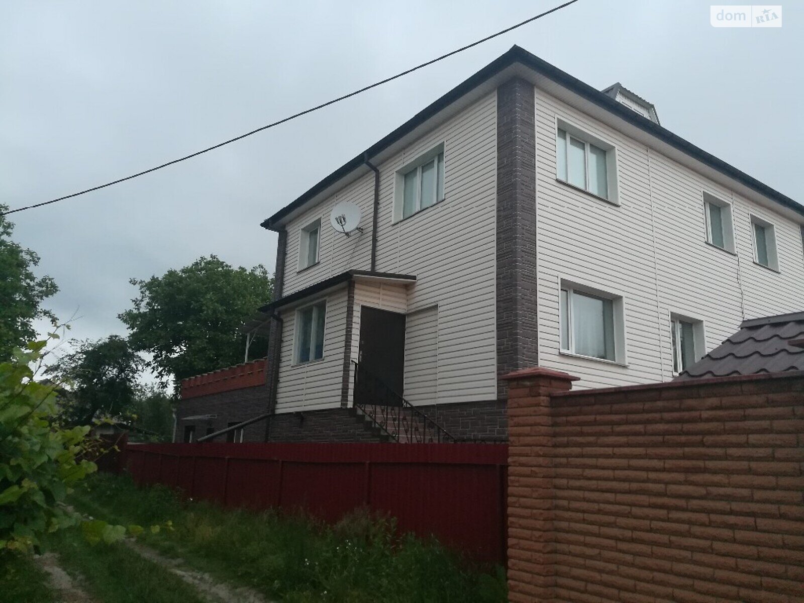 триповерховий будинок веранда, 425 кв. м, цегла силікатна. Продаж в Броварах, район Розвилка фото 1