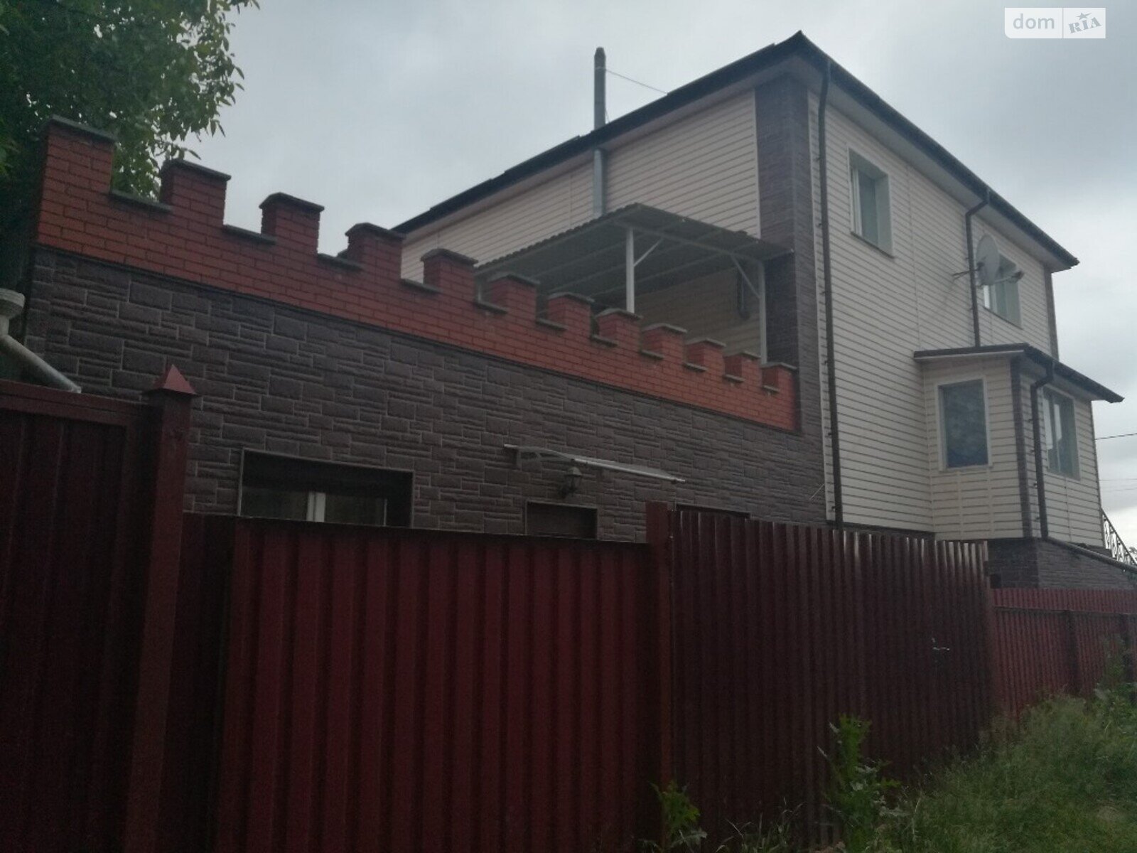 триповерховий будинок веранда, 425 кв. м, цегла силікатна. Продаж в Броварах, район Розвилка фото 1