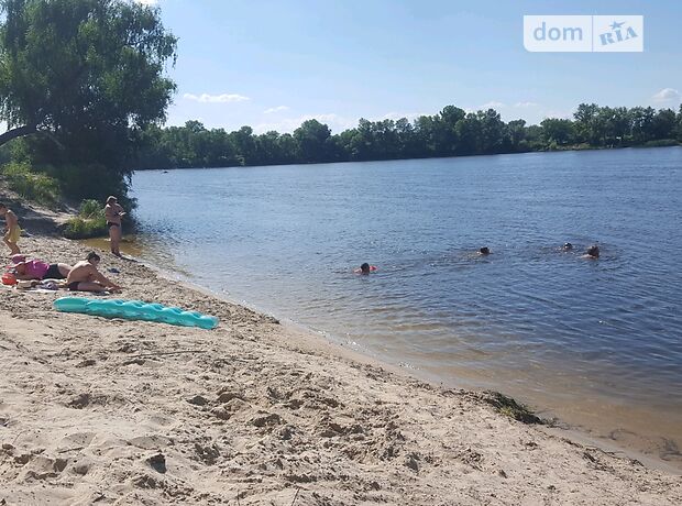 триповерховий будинок з садом, 94 кв. м, цегла. Продаж в Броварах, район Сади фото 1 триповерховий будинок з садом, 94 кв. м, цегла. Продаж в Броварах, район Сади фото 1