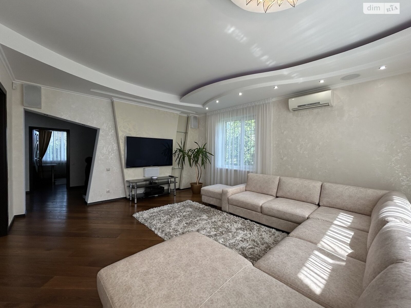 двоповерховий будинок, 289 кв. м, газобетон. Продаж в Броварах, район Сади фото 1 двоповерховий будинок, 289 кв. м, газобетон. Продаж в Броварах, район Сади фото 1