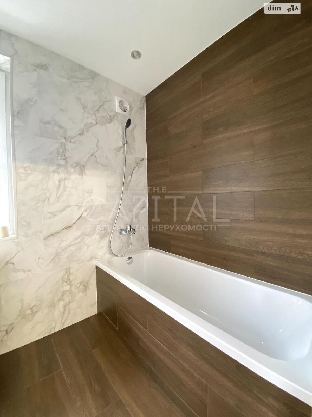 двоповерховий будинок, 110 кв. м, цегла. Продаж у Броварах фото 1 двоповерховий будинок, 110 кв. м, цегла. Продаж у Броварах фото 1