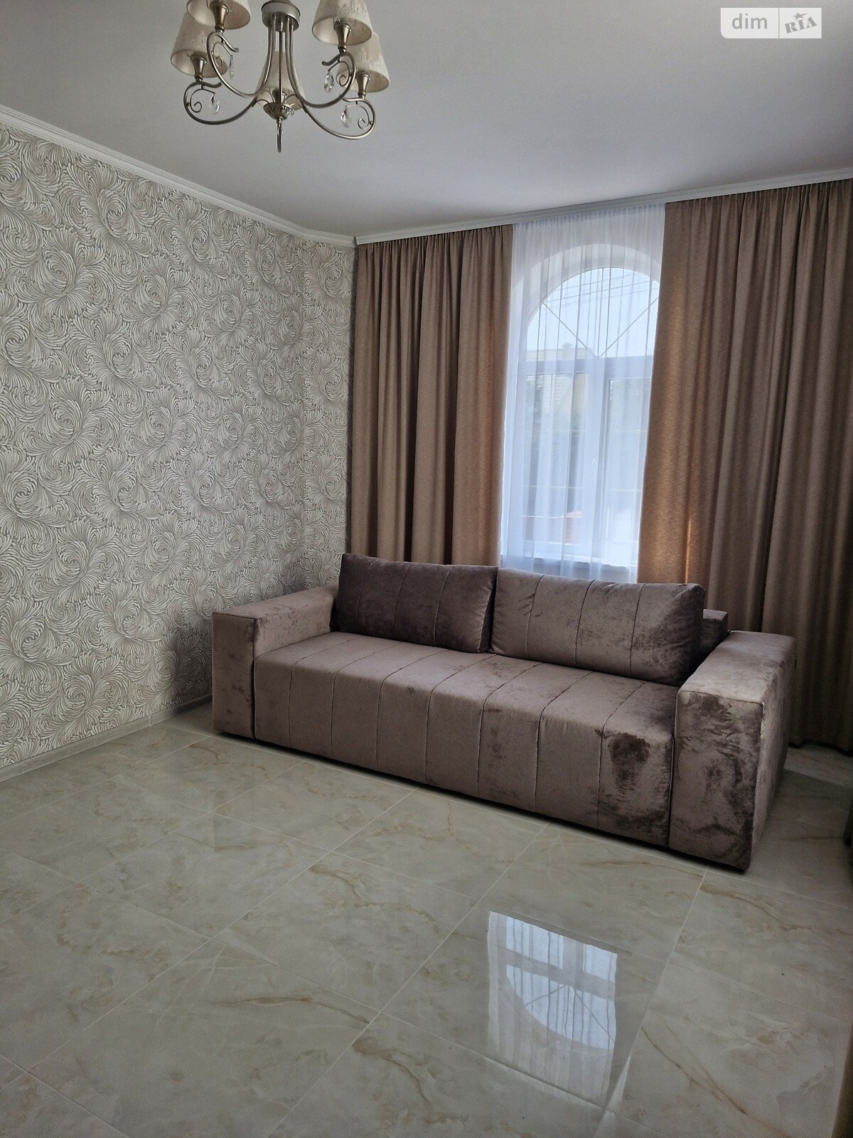 двухэтажный дом, 254 кв. м, газобетон. Продажа в Броварах район Торгмаш фото 1 двухэтажный дом, 254 кв. м, газобетон. Продажа в Броварах район Торгмаш фото 1