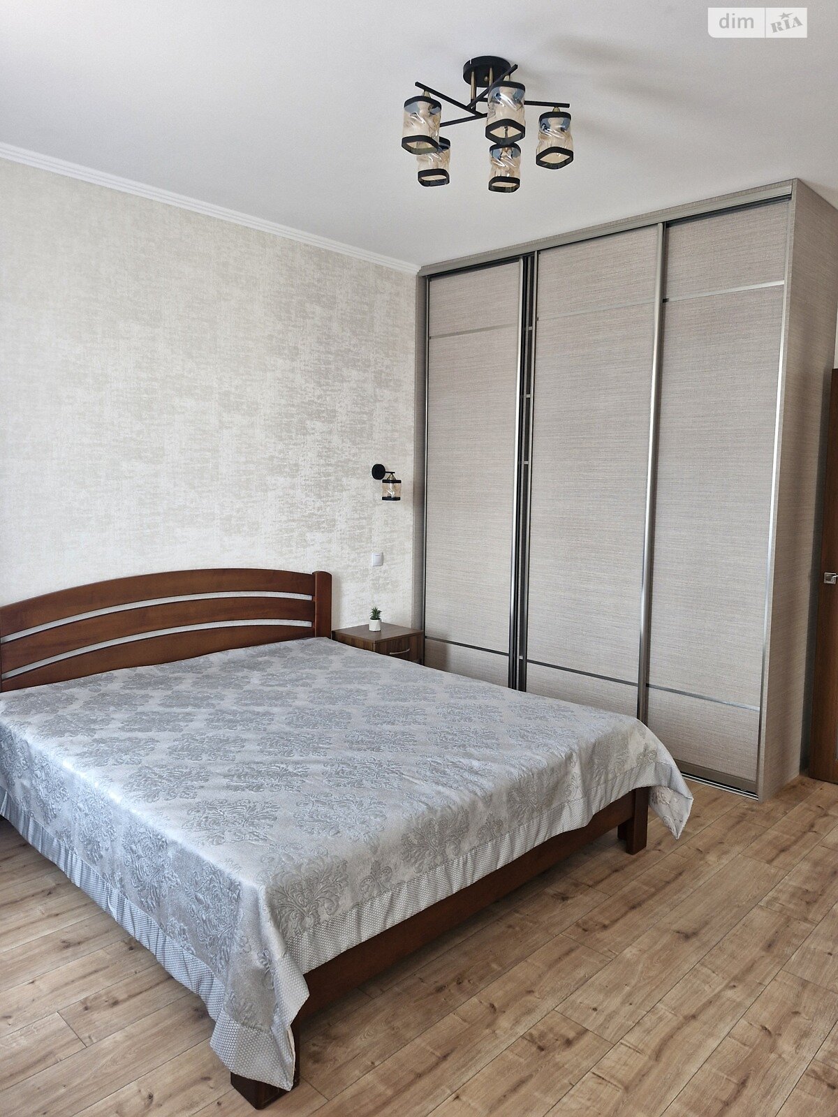двухэтажный дом, 254 кв. м, газобетон. Продажа в Броварах район Торгмаш фото 1 двухэтажный дом, 254 кв. м, газобетон. Продажа в Броварах район Торгмаш фото 1
