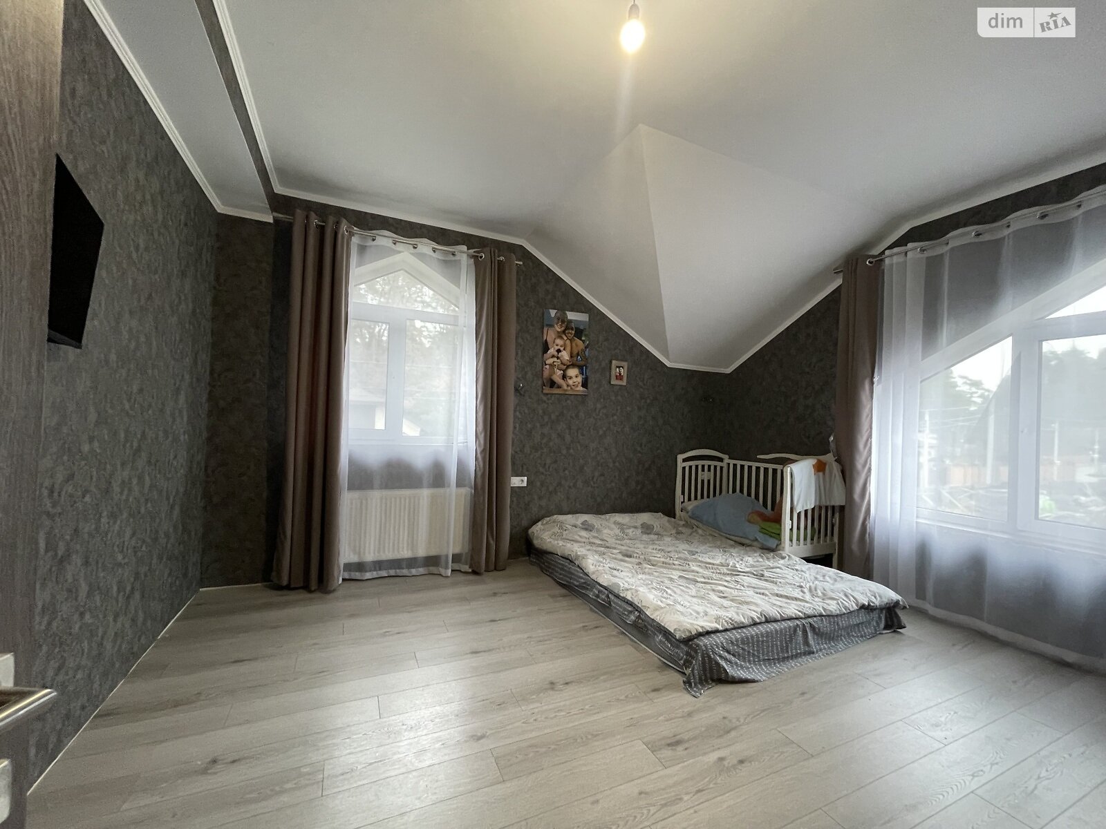 двухэтажный дом с верандой, 121 кв. м, кирпич. Продажа в Броварах фото 1 двухэтажный дом с верандой, 121 кв. м, кирпич. Продажа в Броварах фото 1