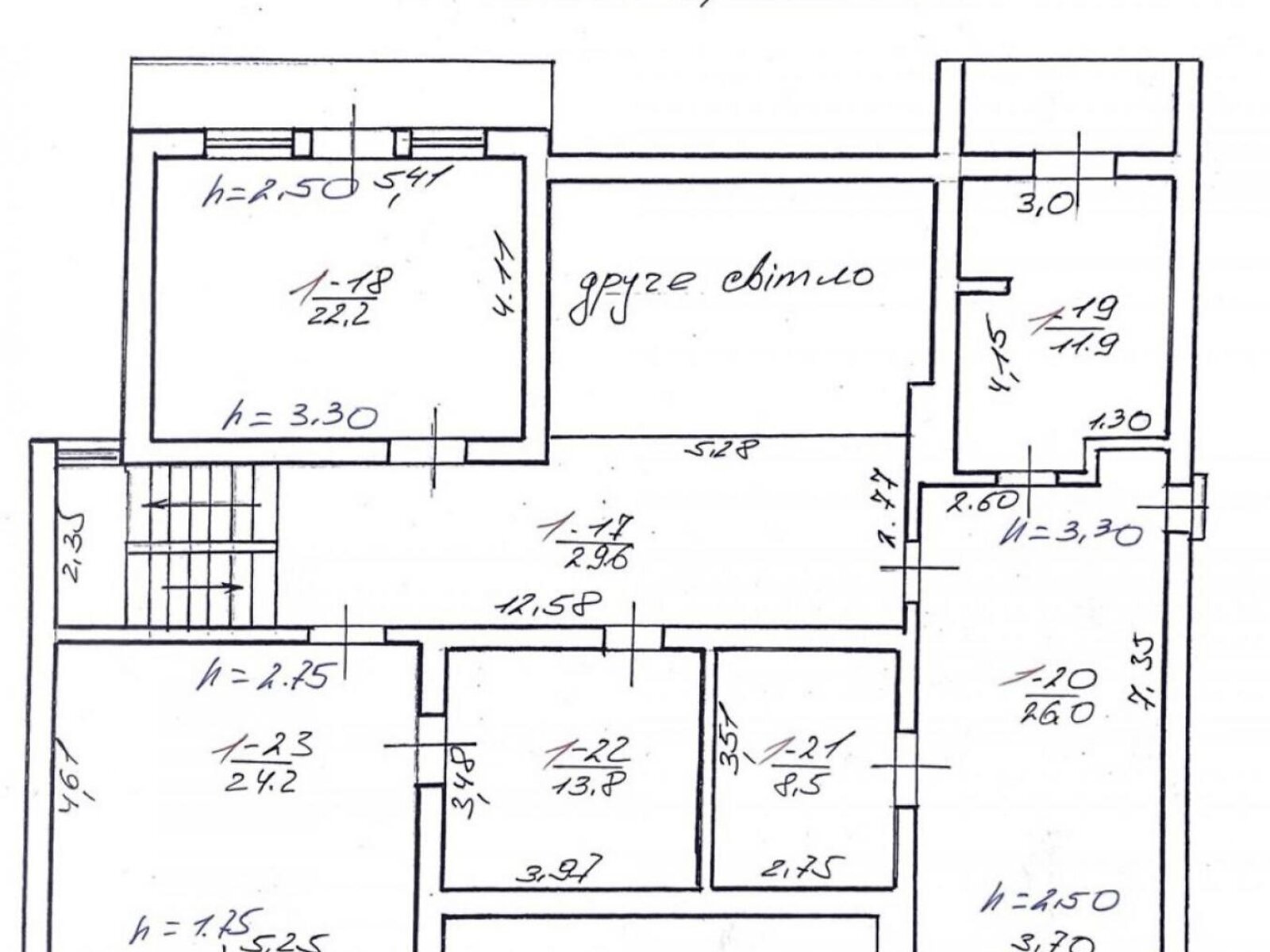 двухэтажный дом с гаражом, 442.5 кв. м, кирпич. Продажа в Брюховичах фото 1