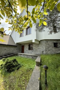 триповерховий будинок з гаражем, 450 кв. м, цегла. Продаж у Брюховичах фото 2