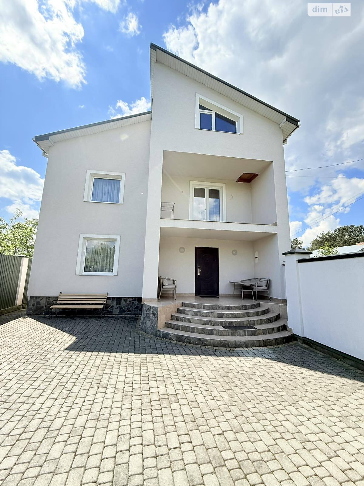 двоповерховий будинок з балконом, 164 кв. м, цегла. Продаж у Брюховичах фото 1 двоповерховий будинок з балконом, 164 кв. м, цегла. Продаж у Брюховичах фото 1