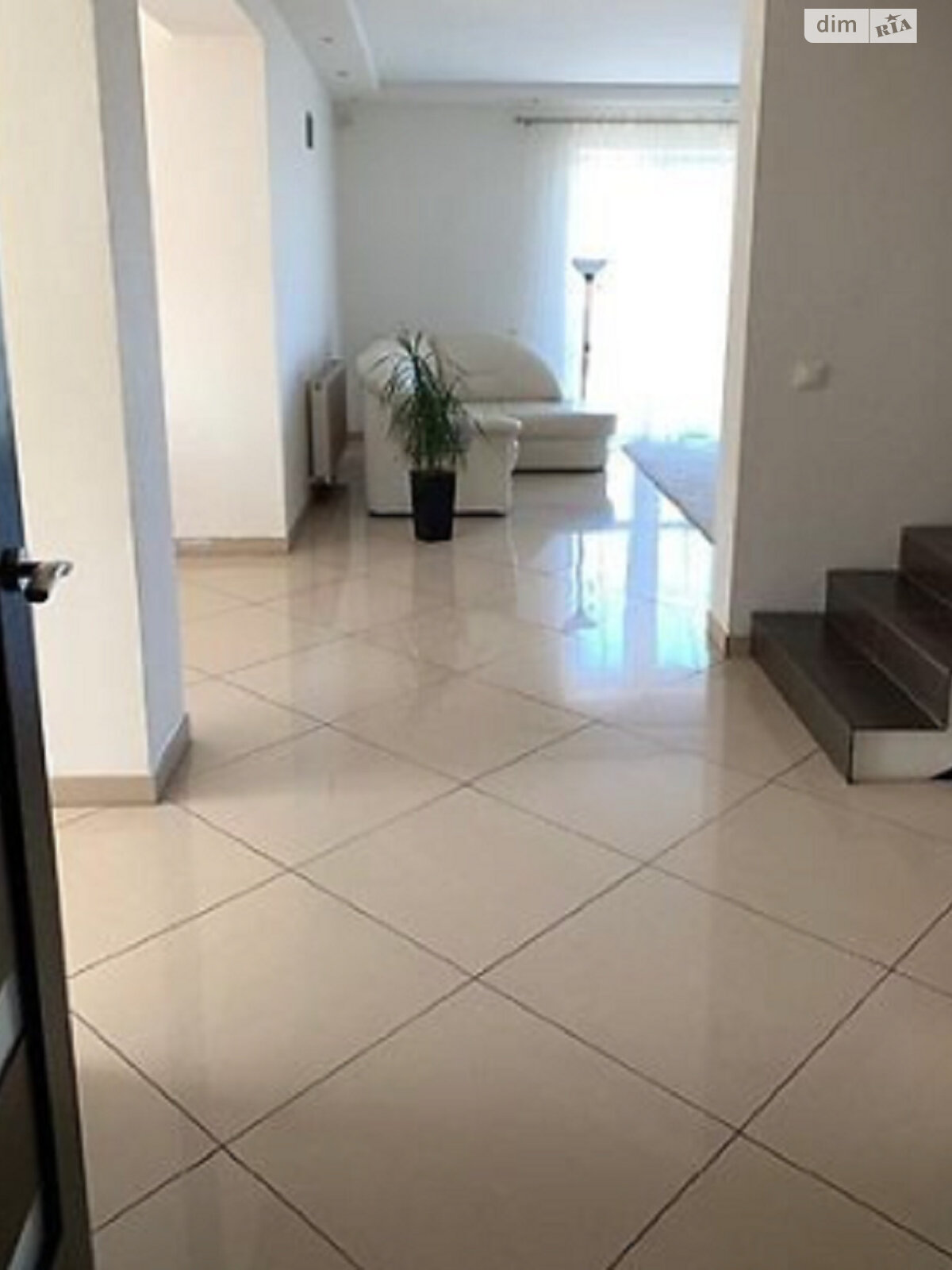 двухэтажный дом с отоплением, 226 кв. м, кирпич. Продажа в Брюховичах район Шевченковский фото 1 двухэтажный дом с отоплением, 226 кв. м, кирпич. Продажа в Брюховичах район Шевченковский фото 1