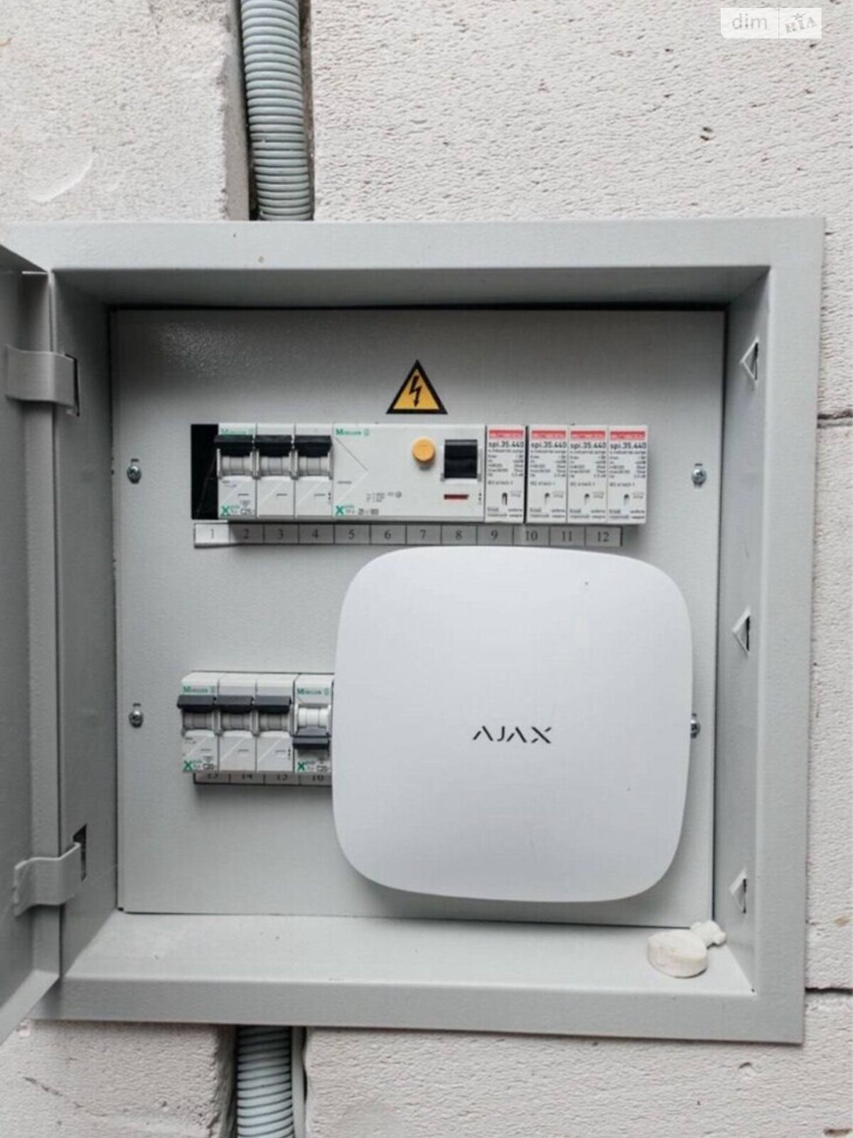 двухэтажный дом с гаражом, 155 кв. м, кирпич. Продажа в Брюховичах фото 1 двухэтажный дом с гаражом, 155 кв. м, кирпич. Продажа в Брюховичах фото 1