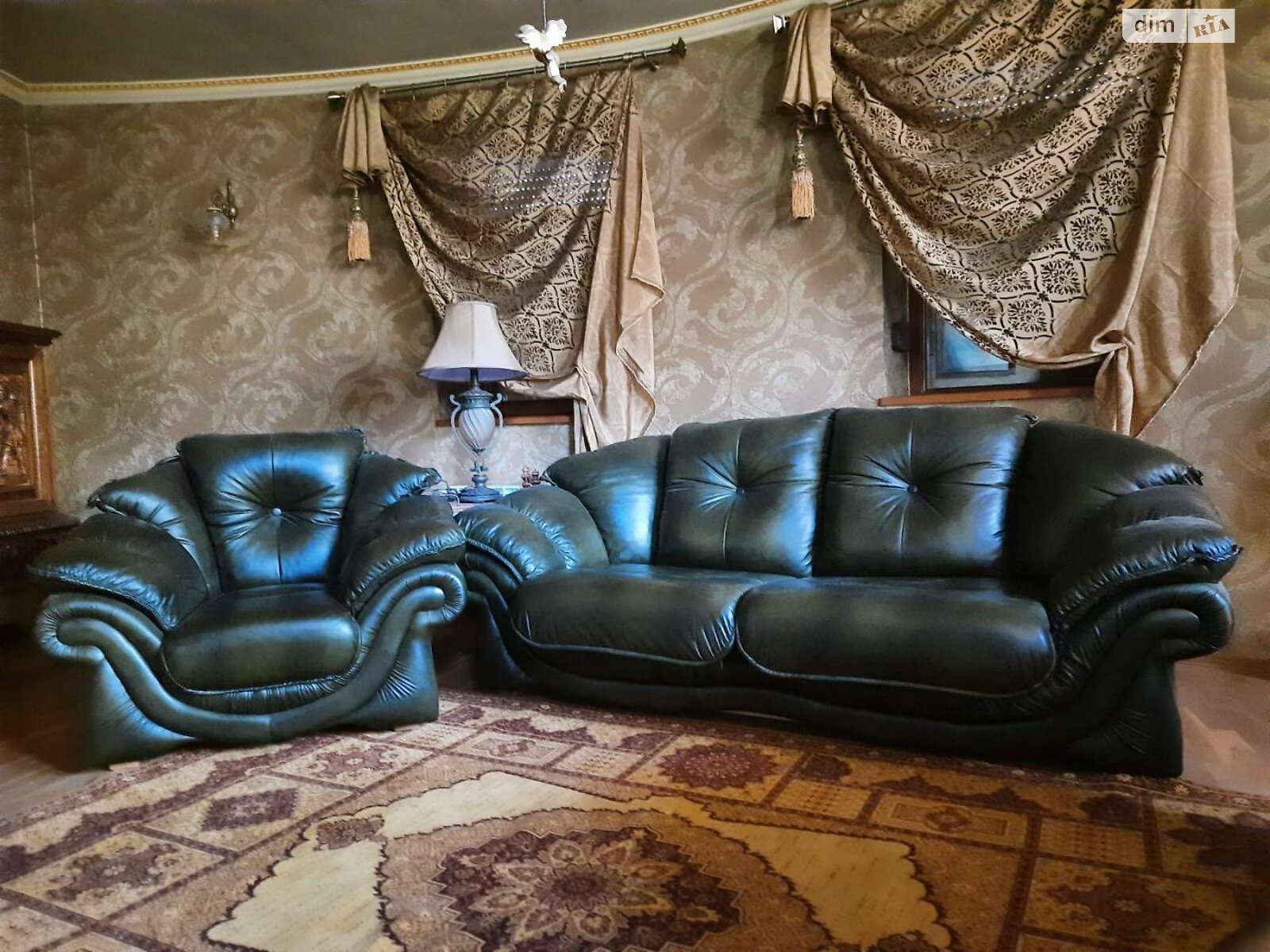 трехэтажный дом с верандой, 360 кв. м, кирпич. Продажа в Брюховичах фото 1 трехэтажный дом с верандой, 360 кв. м, кирпич. Продажа в Брюховичах фото 1