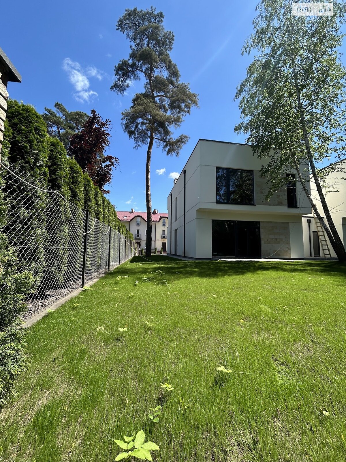 двухэтажный дом с ремонтом, 166 кв. м, кирпич. Продажа в Брюховичах фото 1 двухэтажный дом с ремонтом, 166 кв. м, кирпич. Продажа в Брюховичах фото 1