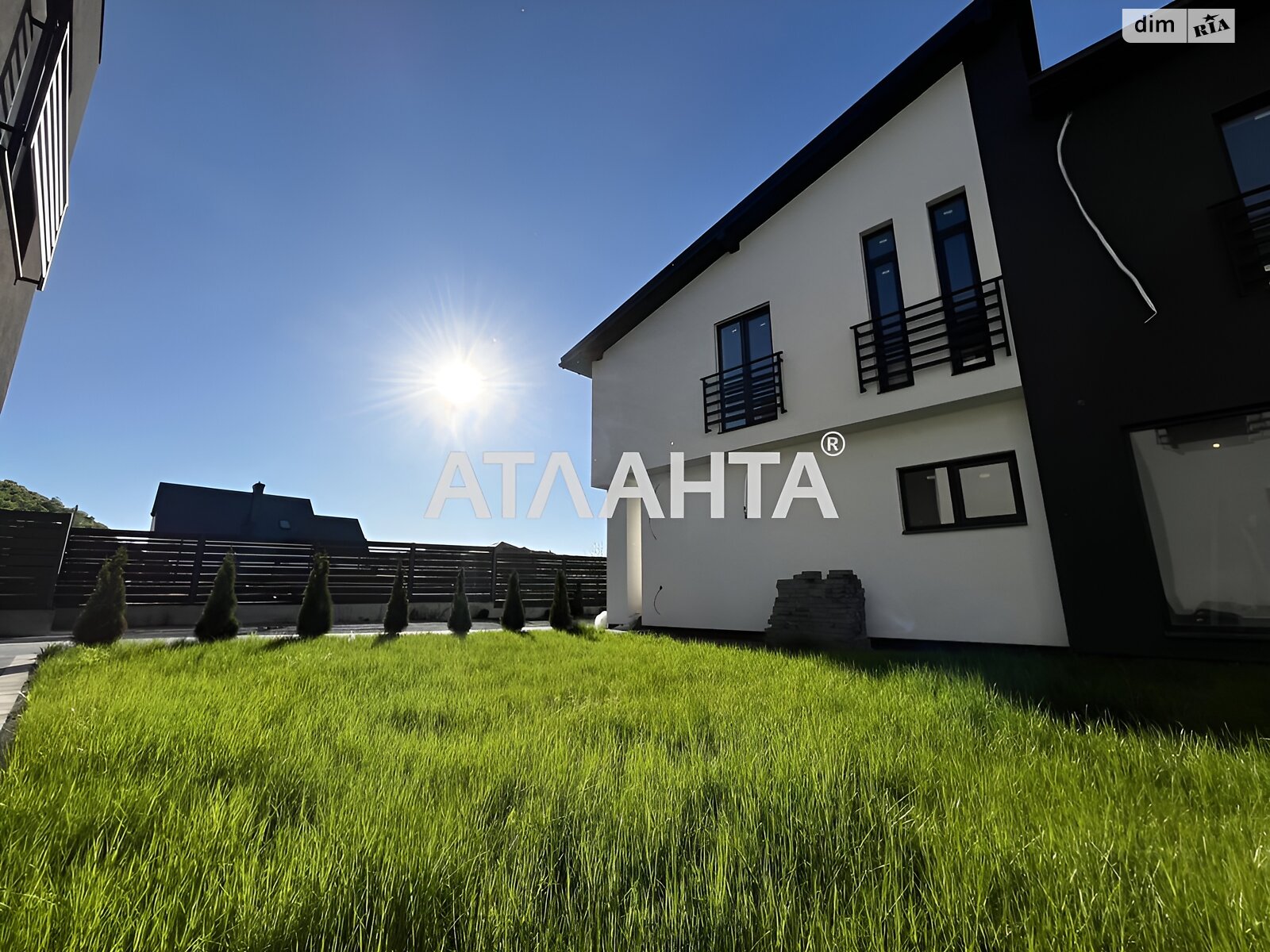 двухэтажный дом беседка, 110 кв. м, кирпич. Продажа в Брюховичах фото 1 двухэтажный дом беседка, 110 кв. м, кирпич. Продажа в Брюховичах фото 1