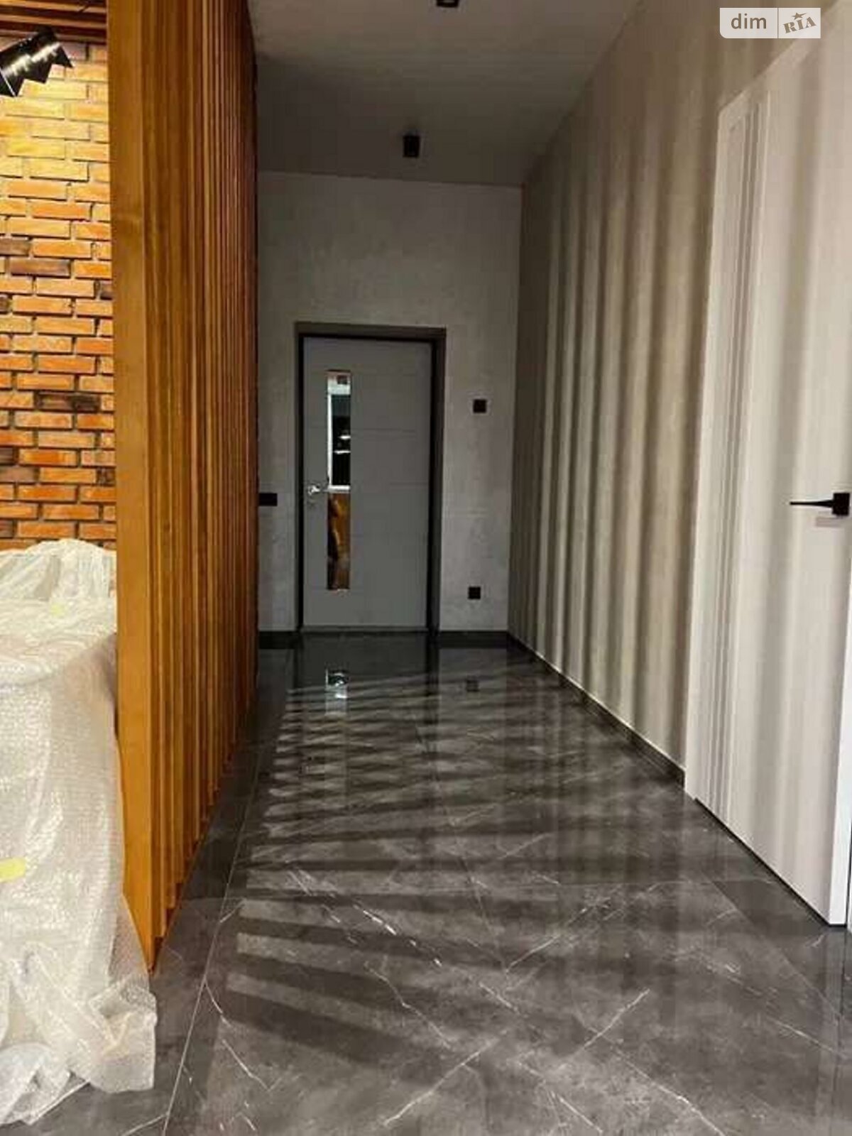 двухэтажный дом с балконом, 190 кв. м, пеноблок. Продажа в Буче фото 1 двухэтажный дом с балконом, 190 кв. м, пеноблок. Продажа в Буче фото 1