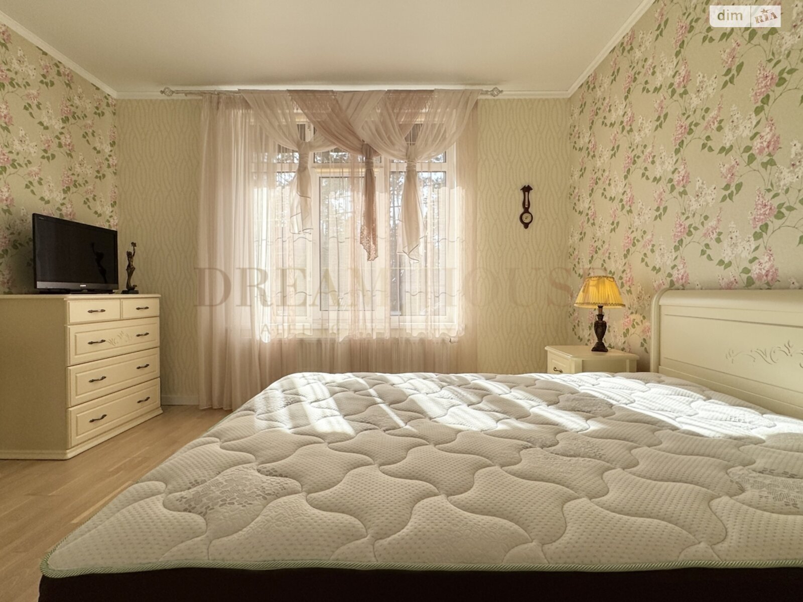 двухэтажный дом с балконом, 160.2 кв. м, кирпич. Продажа в Буче район Буча фото 1 двухэтажный дом с балконом, 160.2 кв. м, кирпич. Продажа в Буче район Буча фото 1