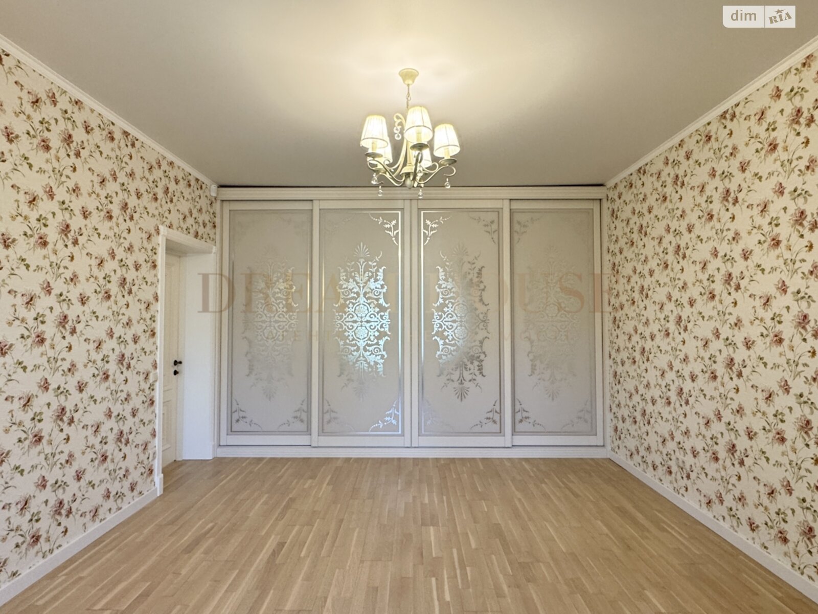 двухэтажный дом с балконом, 160.2 кв. м, кирпич. Продажа в Буче район Буча фото 1 двухэтажный дом с балконом, 160.2 кв. м, кирпич. Продажа в Буче район Буча фото 1