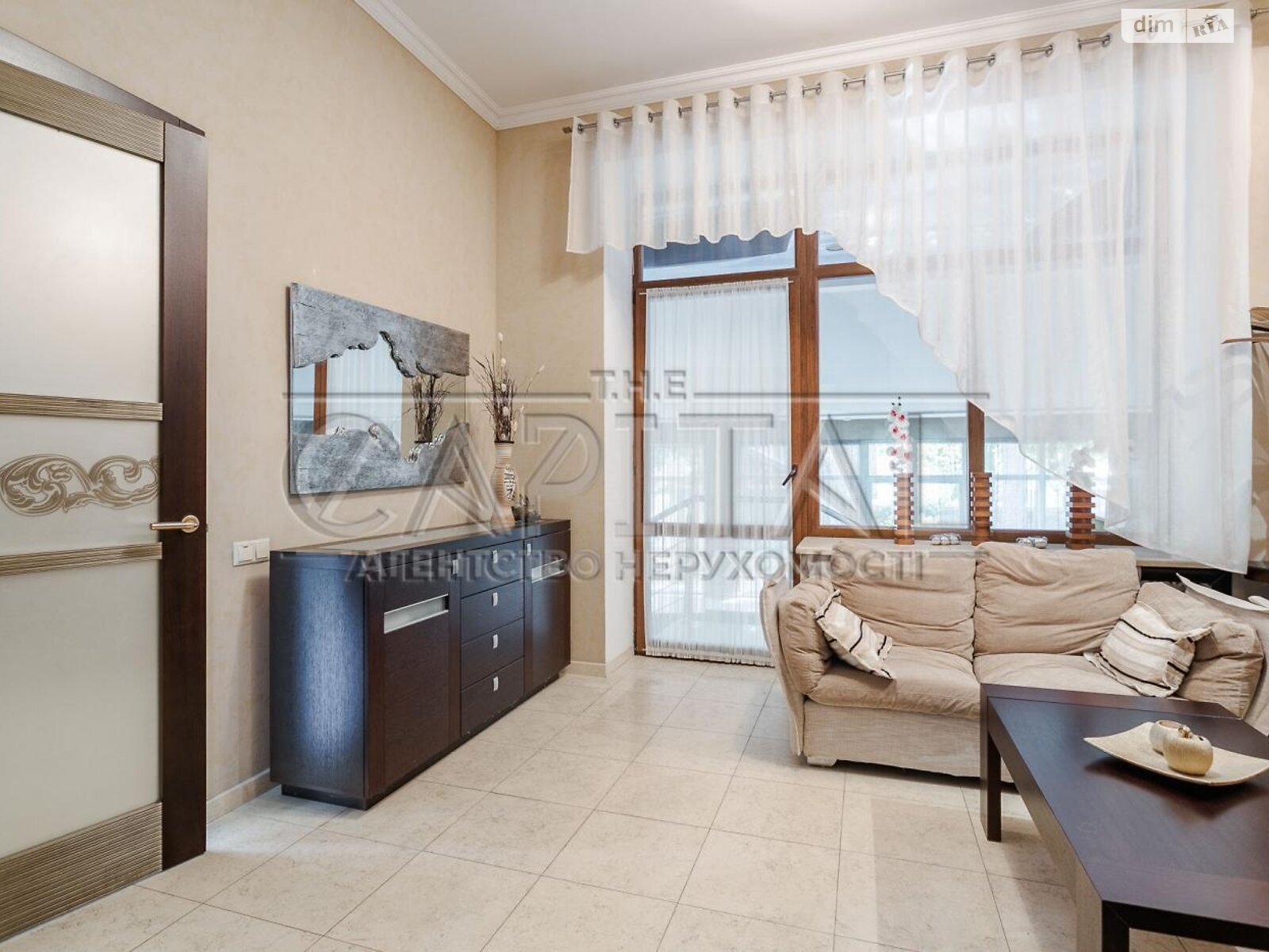 двухэтажный дом с гаражом, 805 кв. м, кирпич. Продажа в Буче район Буча фото 1