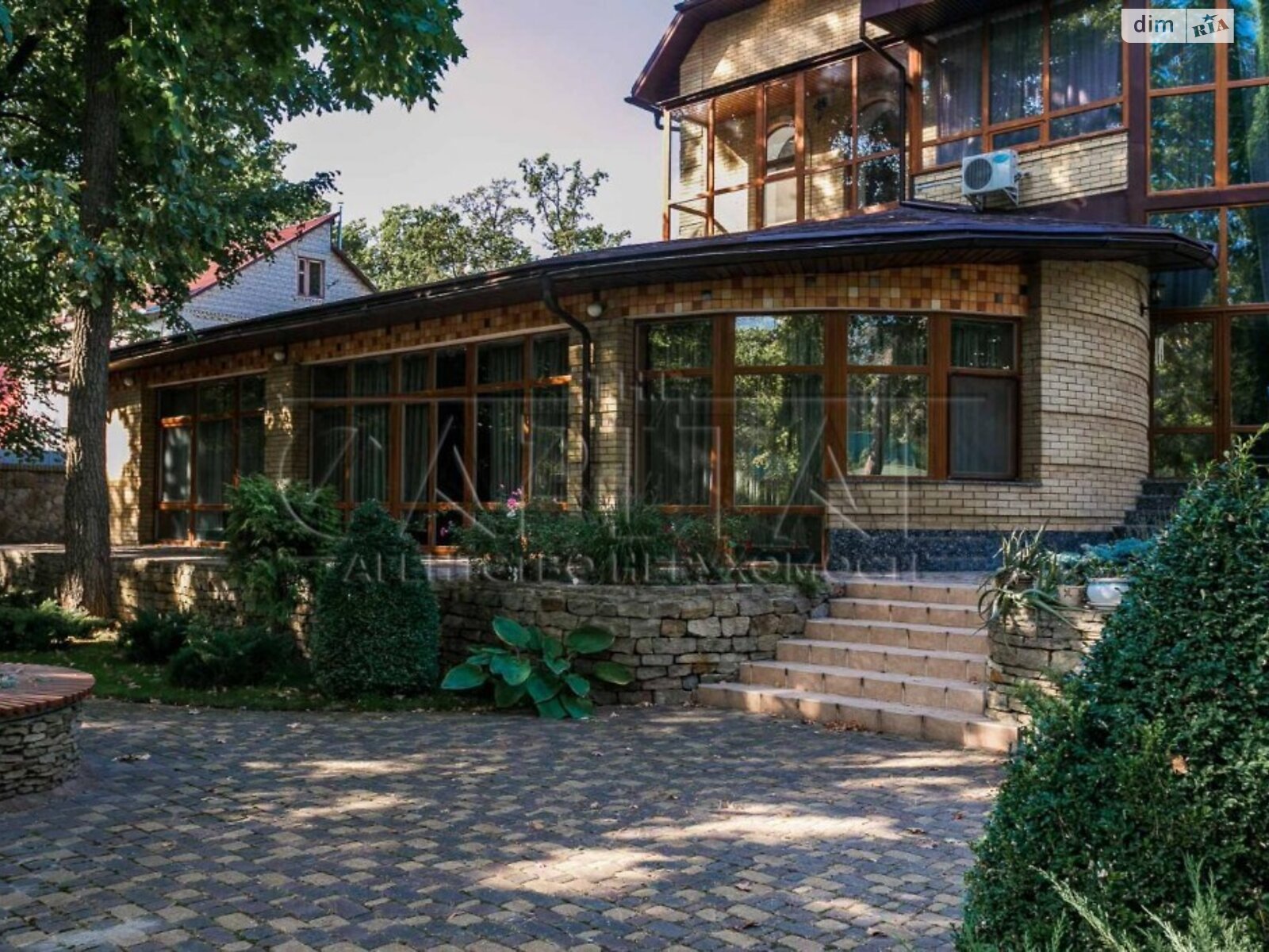 двухэтажный дом, 805 кв. м, кирпич. Продажа в Буче район Буча фото 1 двухэтажный дом, 805 кв. м, кирпич. Продажа в Буче район Буча фото 1
