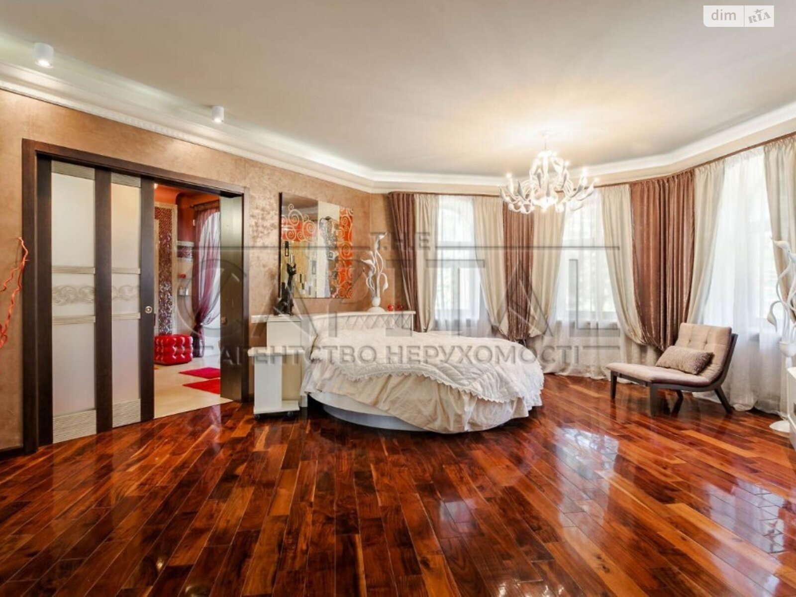 двухэтажный дом, 805 кв. м, кирпич. Продажа в Буче район Буча фото 1 двухэтажный дом, 805 кв. м, кирпич. Продажа в Буче район Буча фото 1