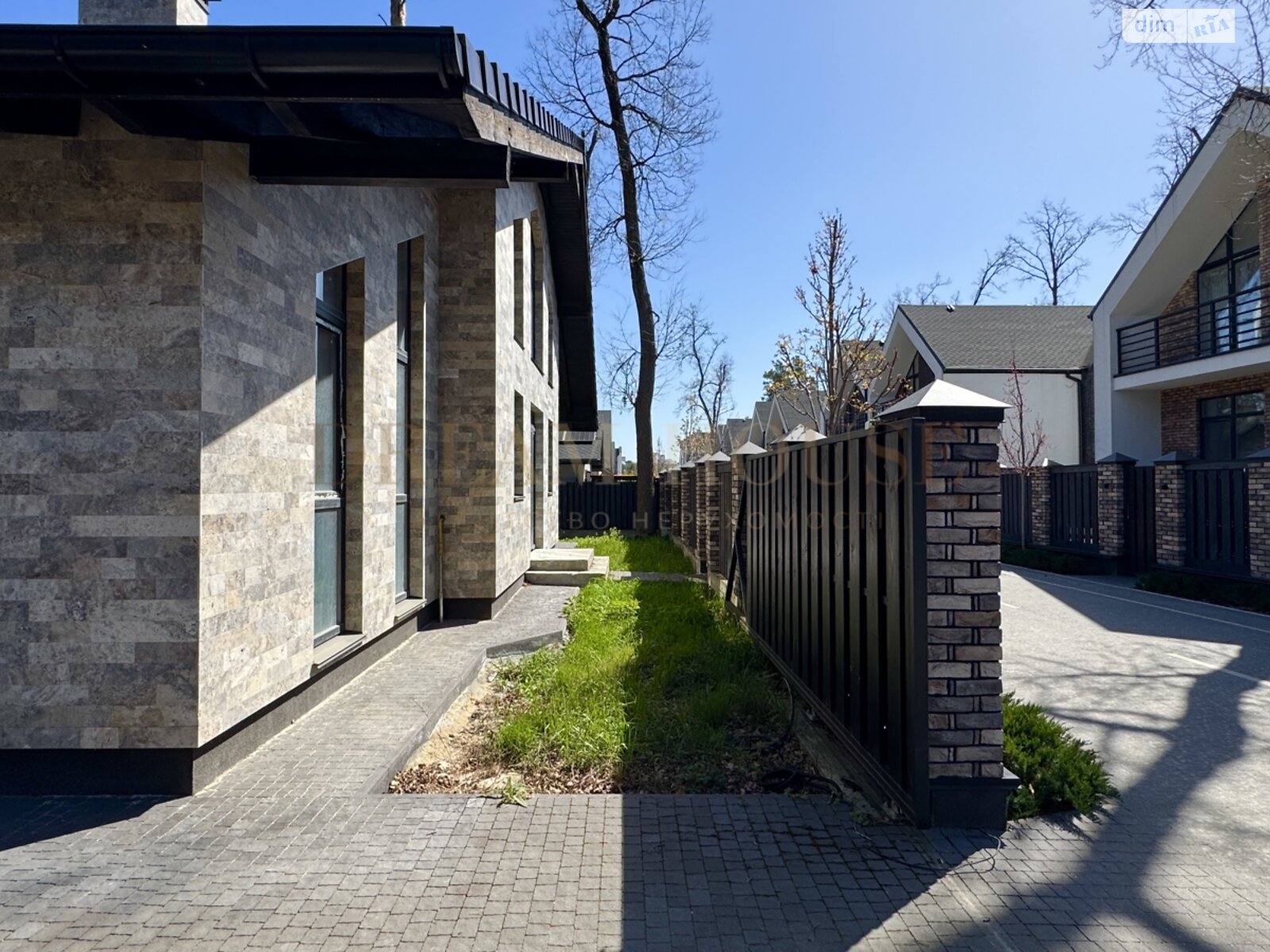 двоповерховий будинок, 200 кв. м, цегла. Продаж в Бучі, район Буча фото 1 двоповерховий будинок, 200 кв. м, цегла. Продаж в Бучі, район Буча фото 1