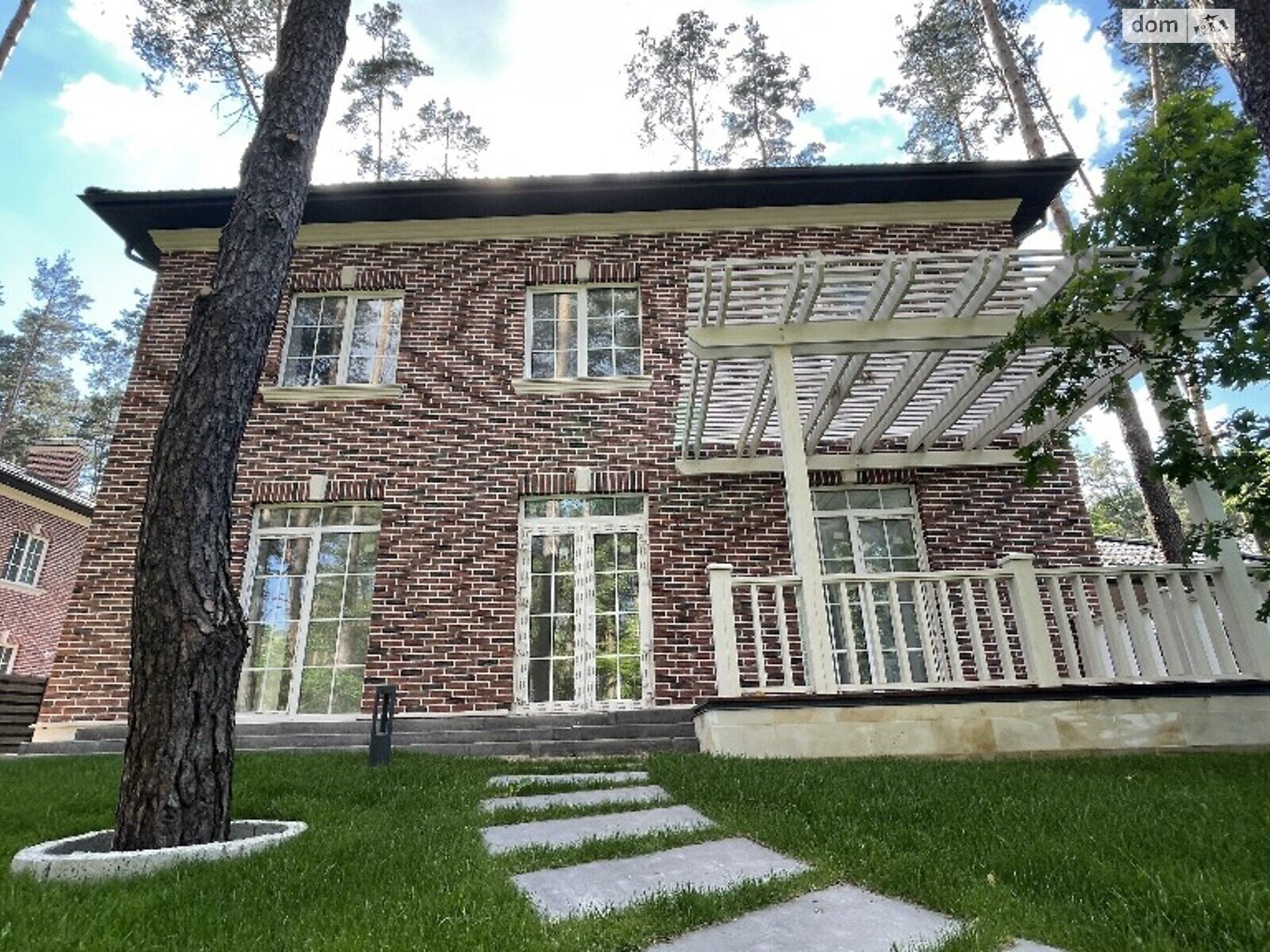 двухэтажный дом с балконом, 197 кв. м, кирпич. Продажа в Буче район Буча фото 1