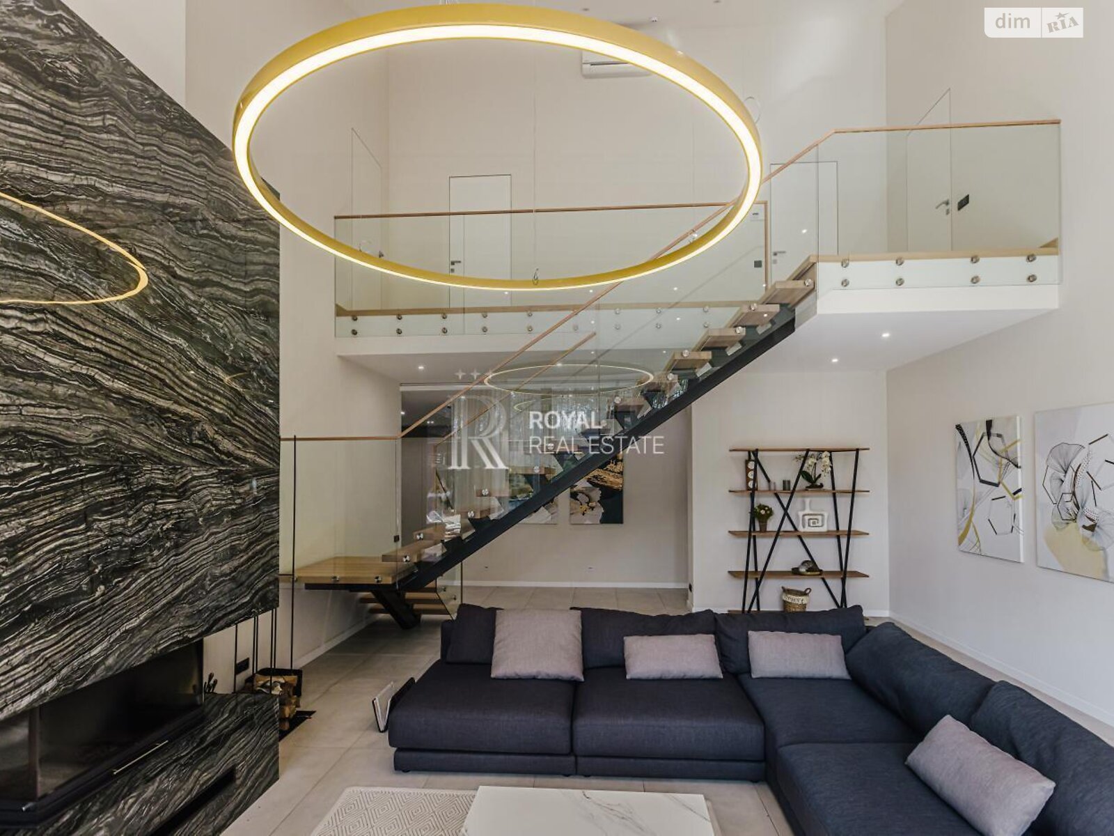 двухэтажный дом с верандой, 500 кв. м, кирпич. Продажа в Буче район Буча фото 1