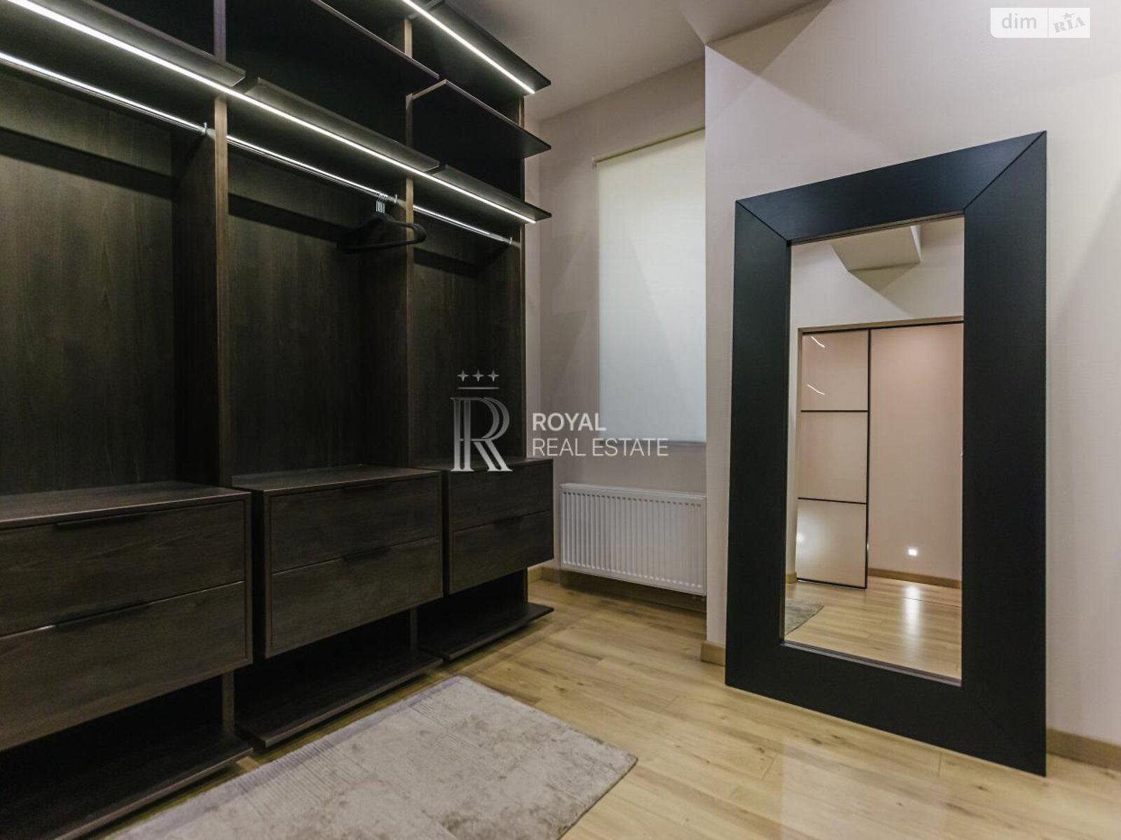 двухэтажный дом с верандой, 500 кв. м, кирпич. Продажа в Буче район Буча фото 1