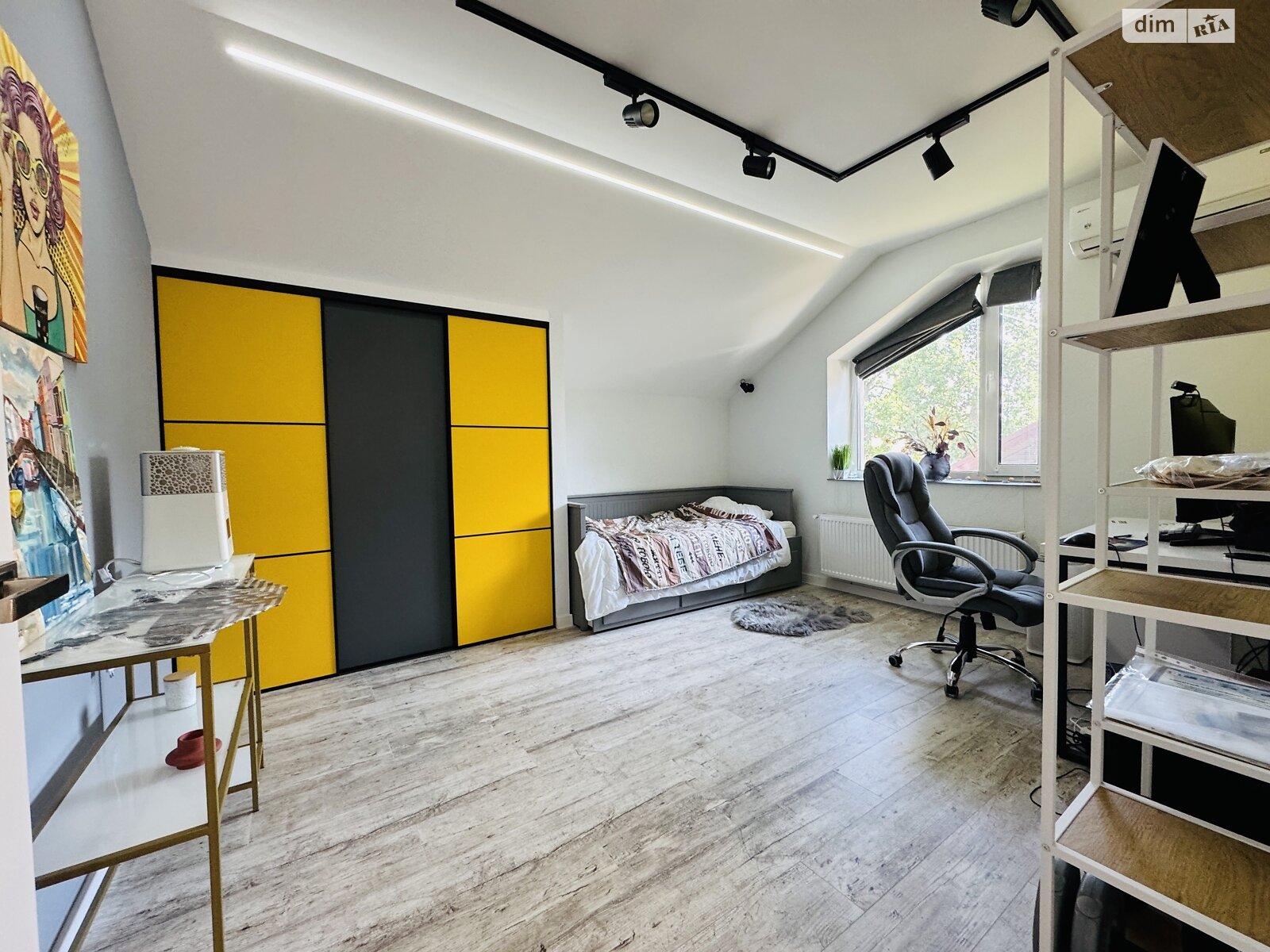 двухэтажный дом с балконом, 130 кв. м, кирпич. Продажа в Буче район Буча фото 1 двухэтажный дом с балконом, 130 кв. м, кирпич. Продажа в Буче район Буча фото 1