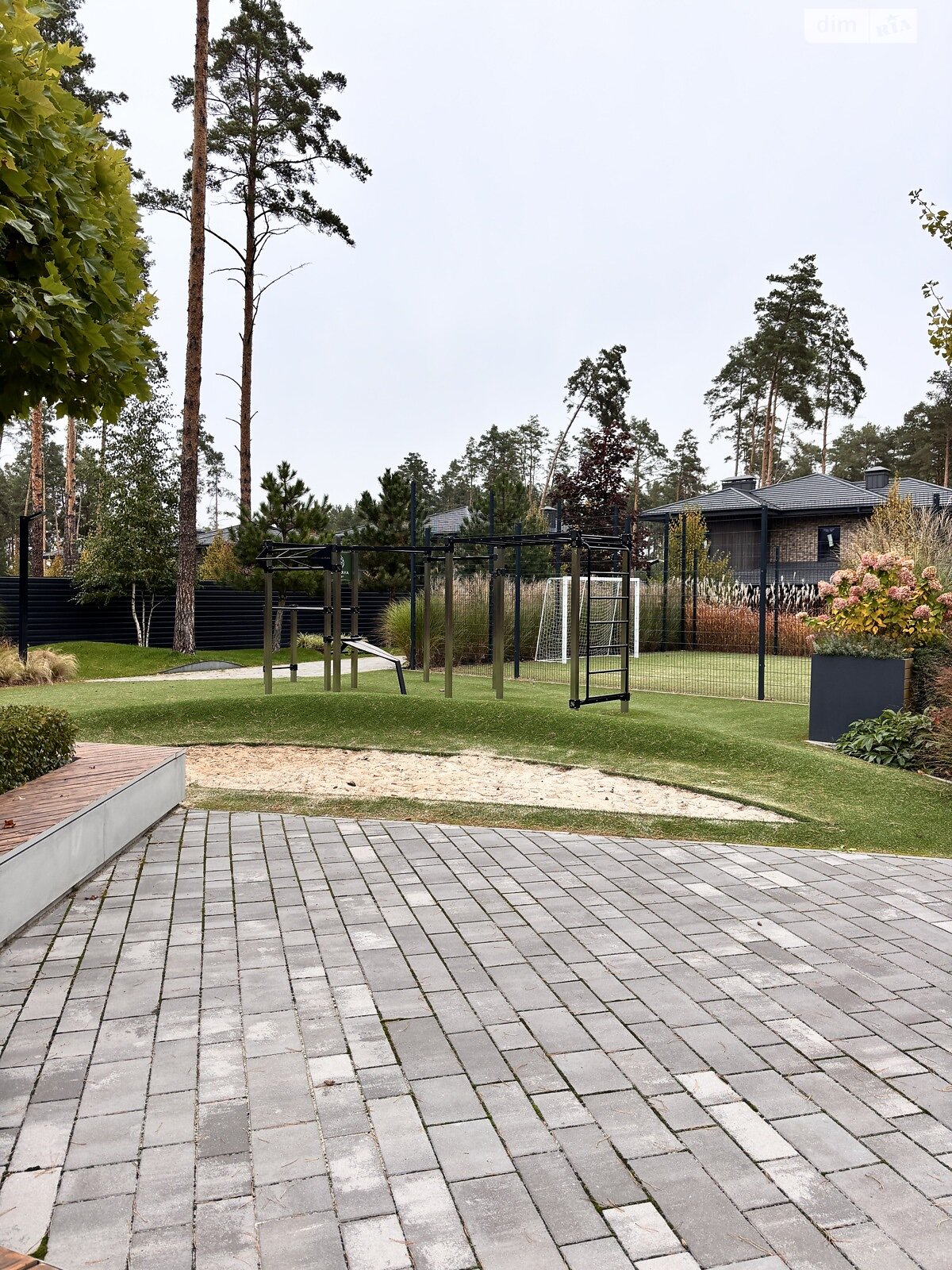 двухэтажный дом с верандой, 225 кв. м, кирпич. Продажа в Буче район Буча фото 1 двухэтажный дом с верандой, 225 кв. м, кирпич. Продажа в Буче район Буча фото 1