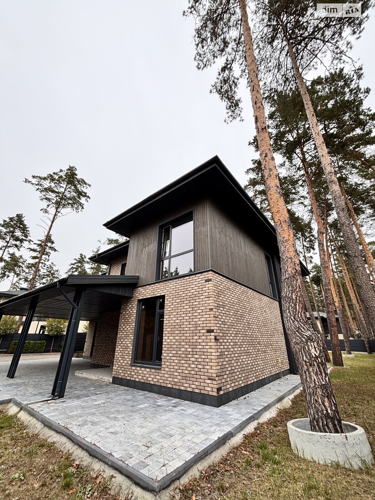 двухэтажный дом с верандой, 225 кв. м, кирпич. Продажа в Буче район Буча фото 1 двухэтажный дом с верандой, 225 кв. м, кирпич. Продажа в Буче район Буча фото 1