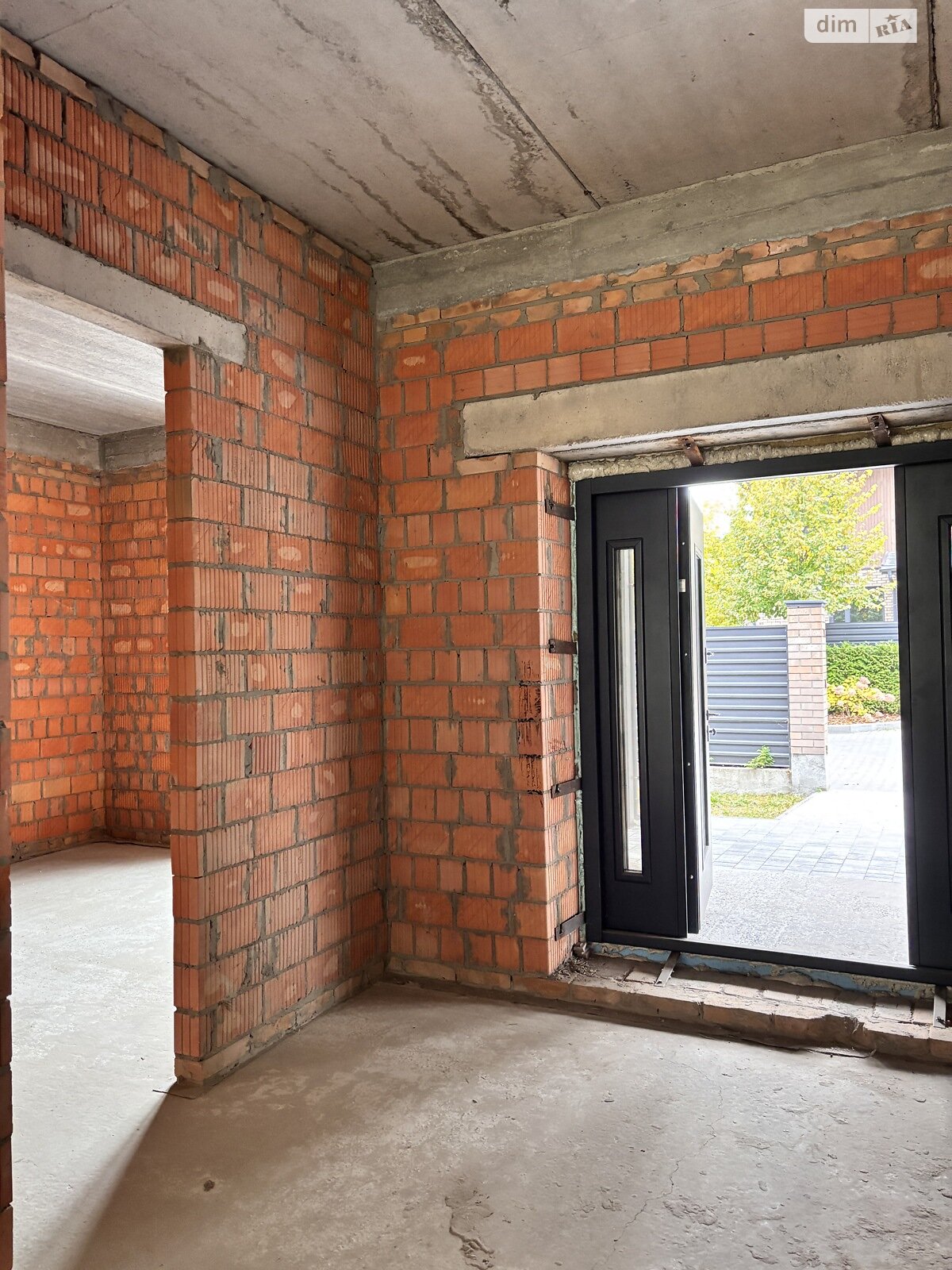 двухэтажный дом с верандой, 225 кв. м, кирпич. Продажа в Буче район Буча фото 1 двухэтажный дом с верандой, 225 кв. м, кирпич. Продажа в Буче район Буча фото 1