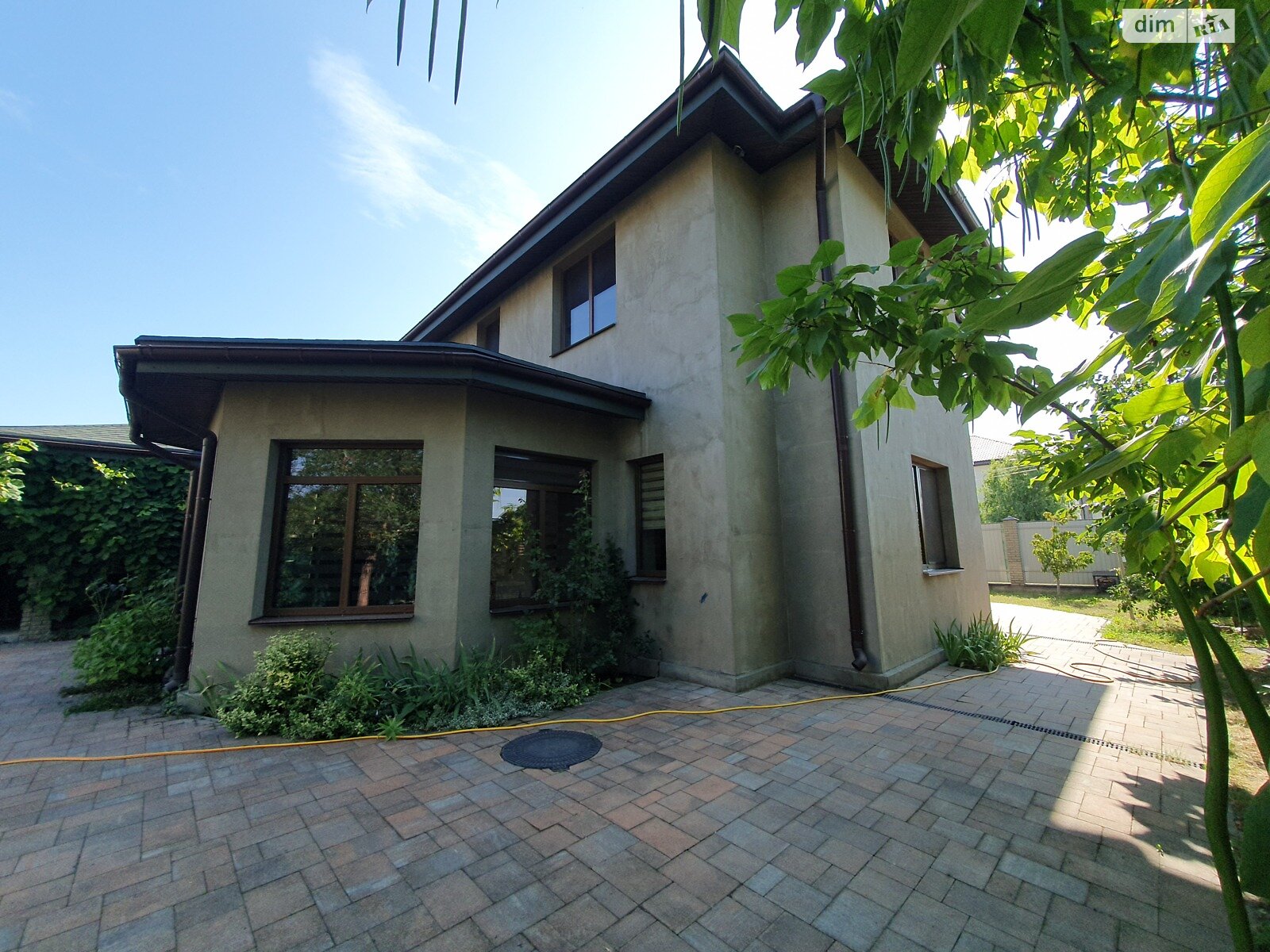 двухэтажный дом с гаражом, 187 кв. м, газобетон. Продажа в Буче район Буча фото 1