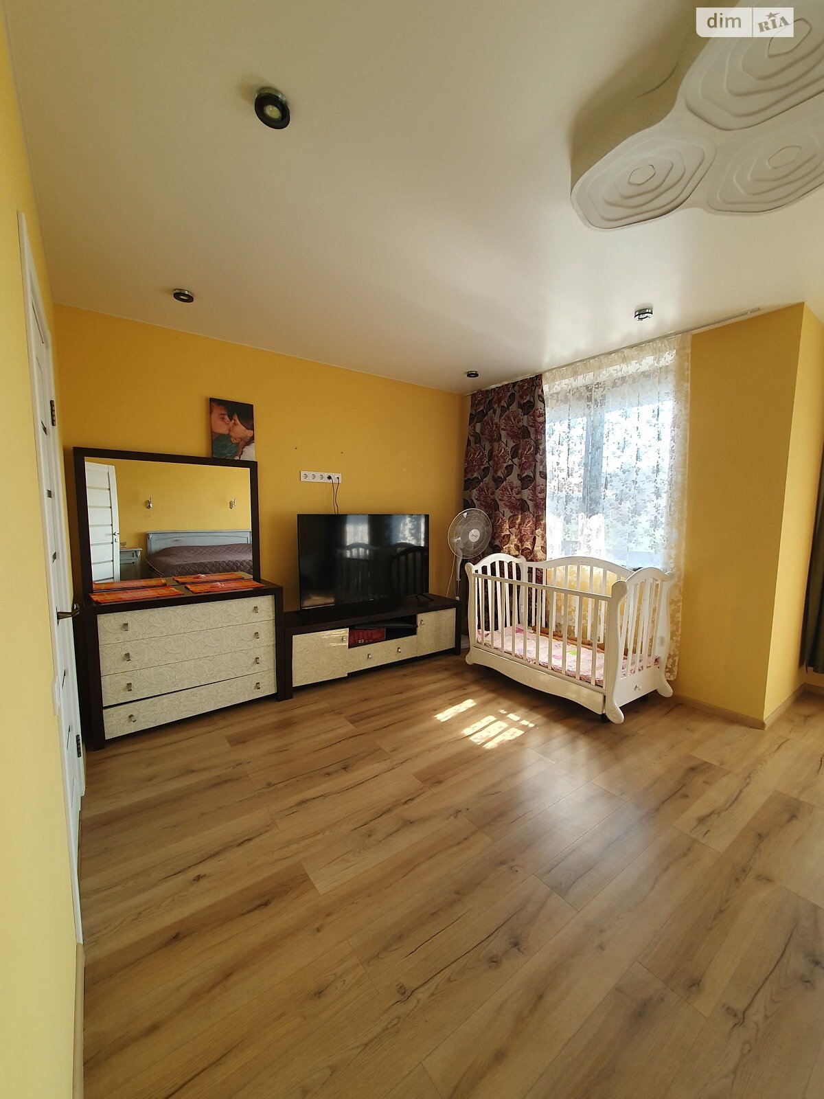 двухэтажный дом с верандой, 187 кв. м, газобетон. Продажа в Буче район Буча фото 1