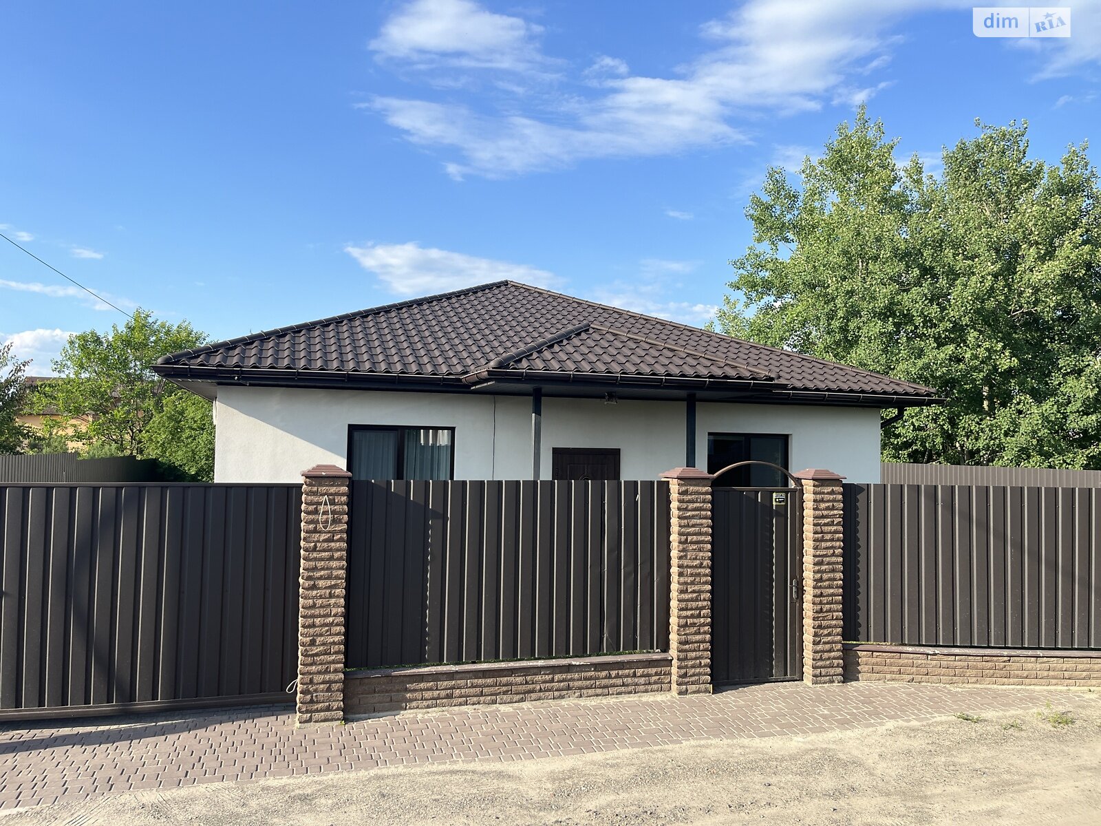одноэтажный дом с отоплением, 99.6 кв. м, кирпич. Продажа в Буче район Буча фото 1 одноэтажный дом с отоплением, 99.6 кв. м, кирпич. Продажа в Буче район Буча фото 1