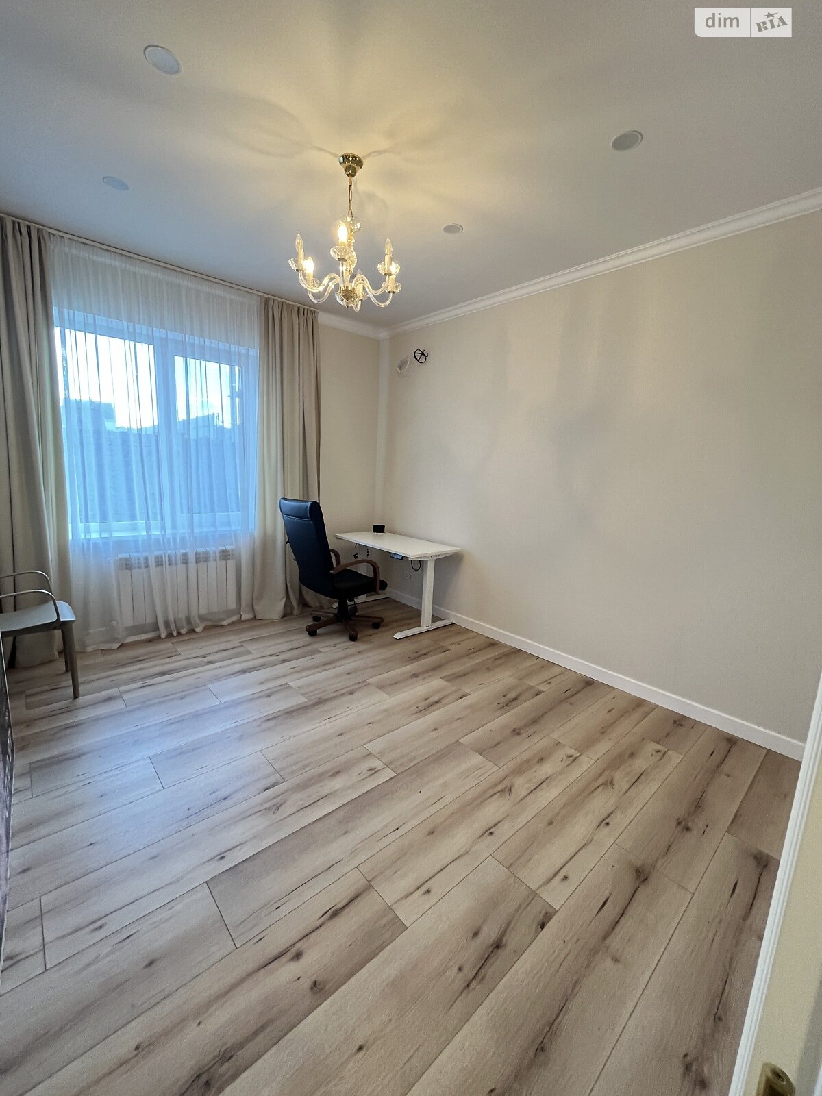 одноэтажный дом с отоплением, 99.6 кв. м, кирпич. Продажа в Буче район Буча фото 1 одноэтажный дом с отоплением, 99.6 кв. м, кирпич. Продажа в Буче район Буча фото 1