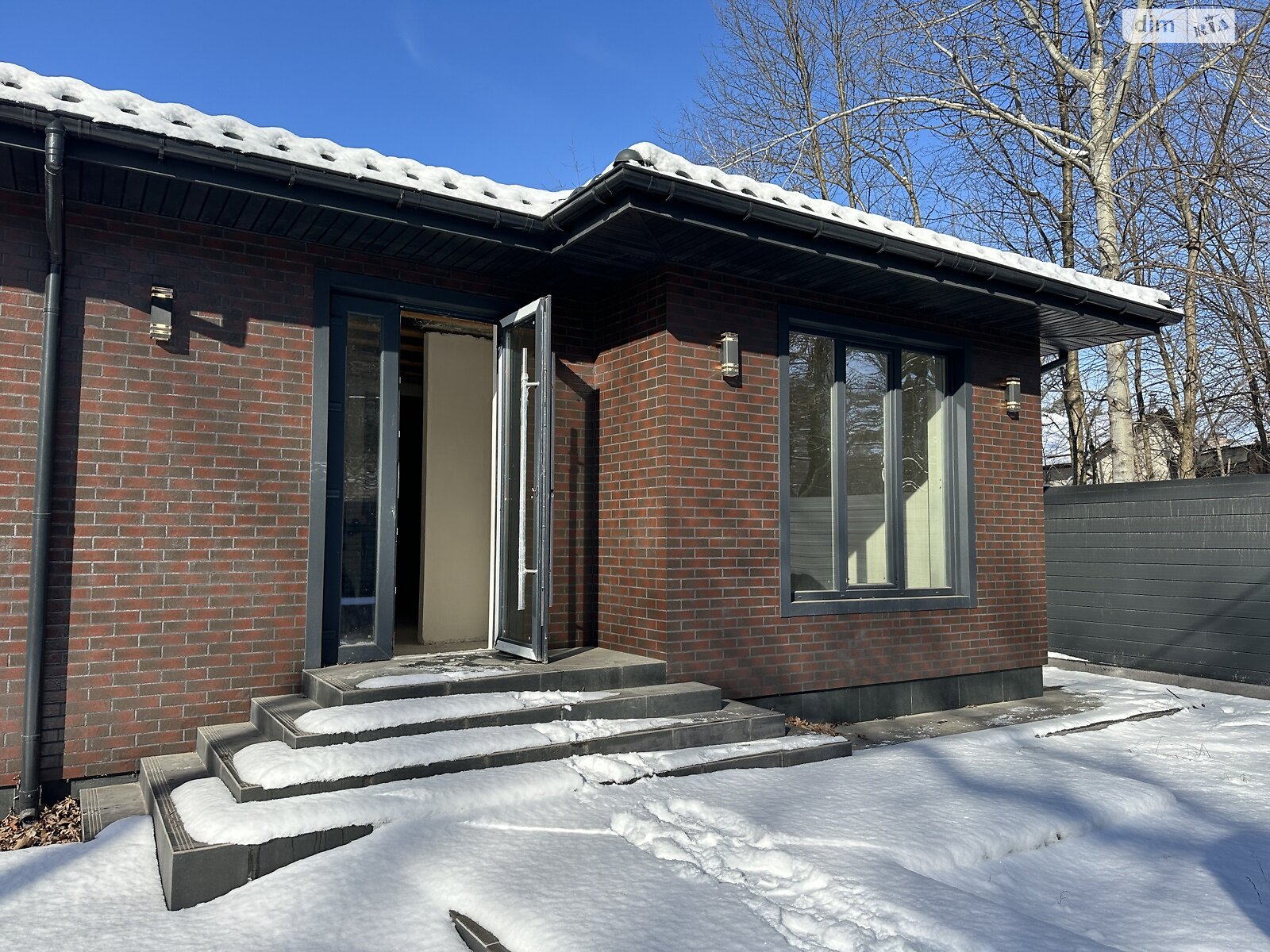 одноповерховий будинок, 160 кв. м, кирпич. Продаж в Бучі, район Буча фото 1 одноповерховий будинок, 160 кв. м, кирпич. Продаж в Бучі, район Буча фото 1